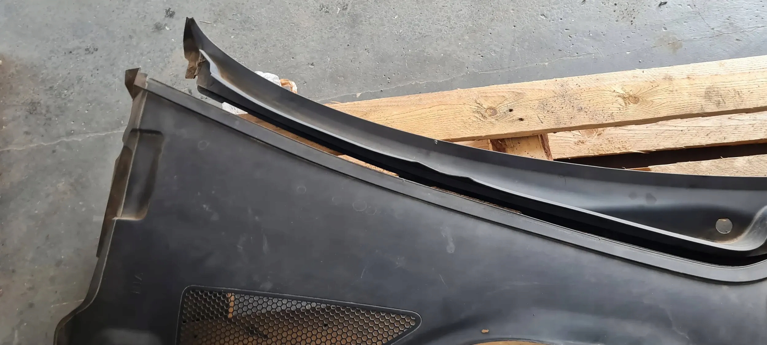 A6 C7 4G LIFT torpedo plastic 4G8819447 A7 4G S7