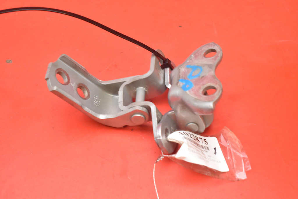 hinge hinges door right front TOYOTA YARIS CROSS 20