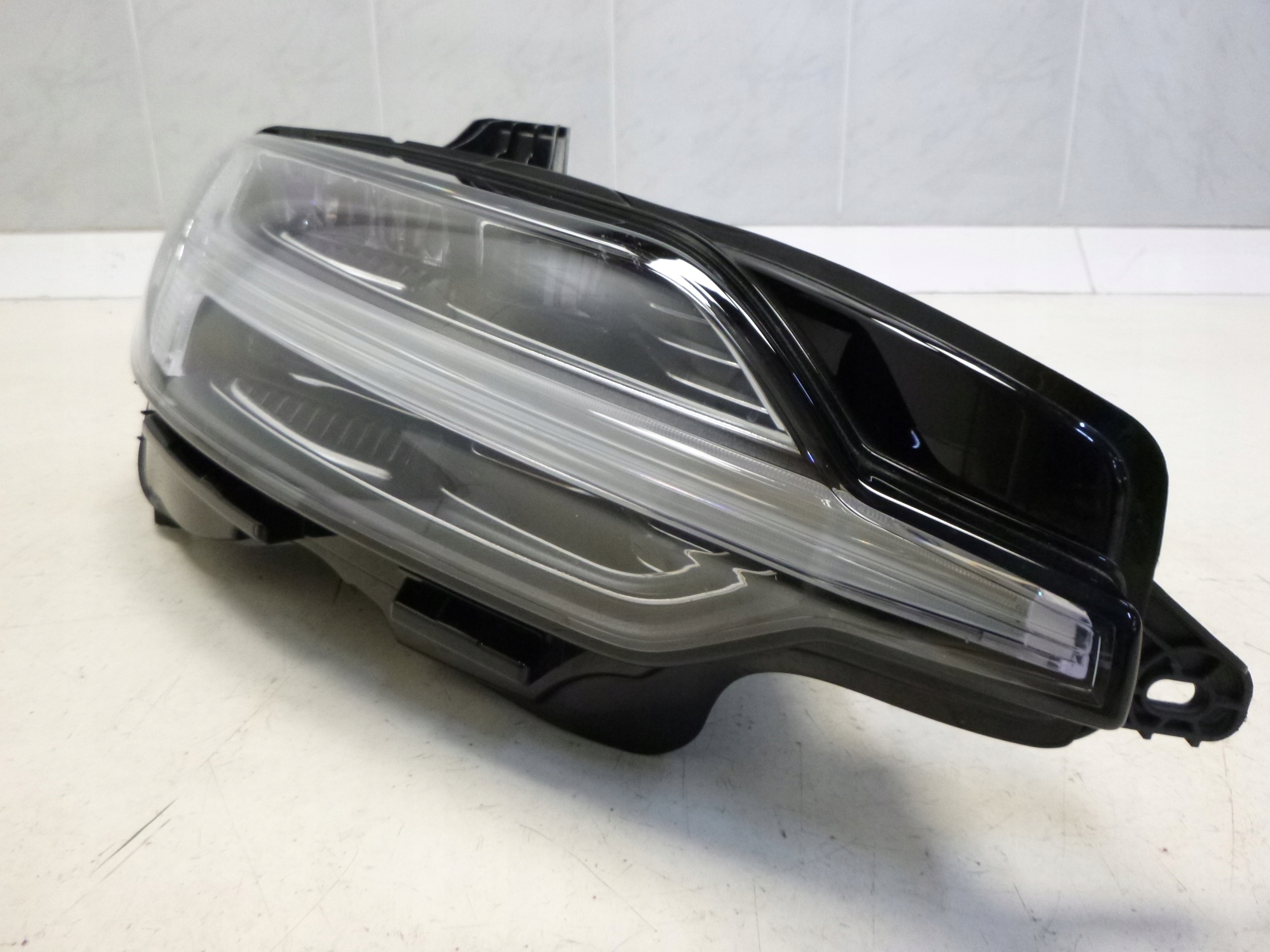 VOLVO S60 V60 light REFLEKTOR FULL LED right front