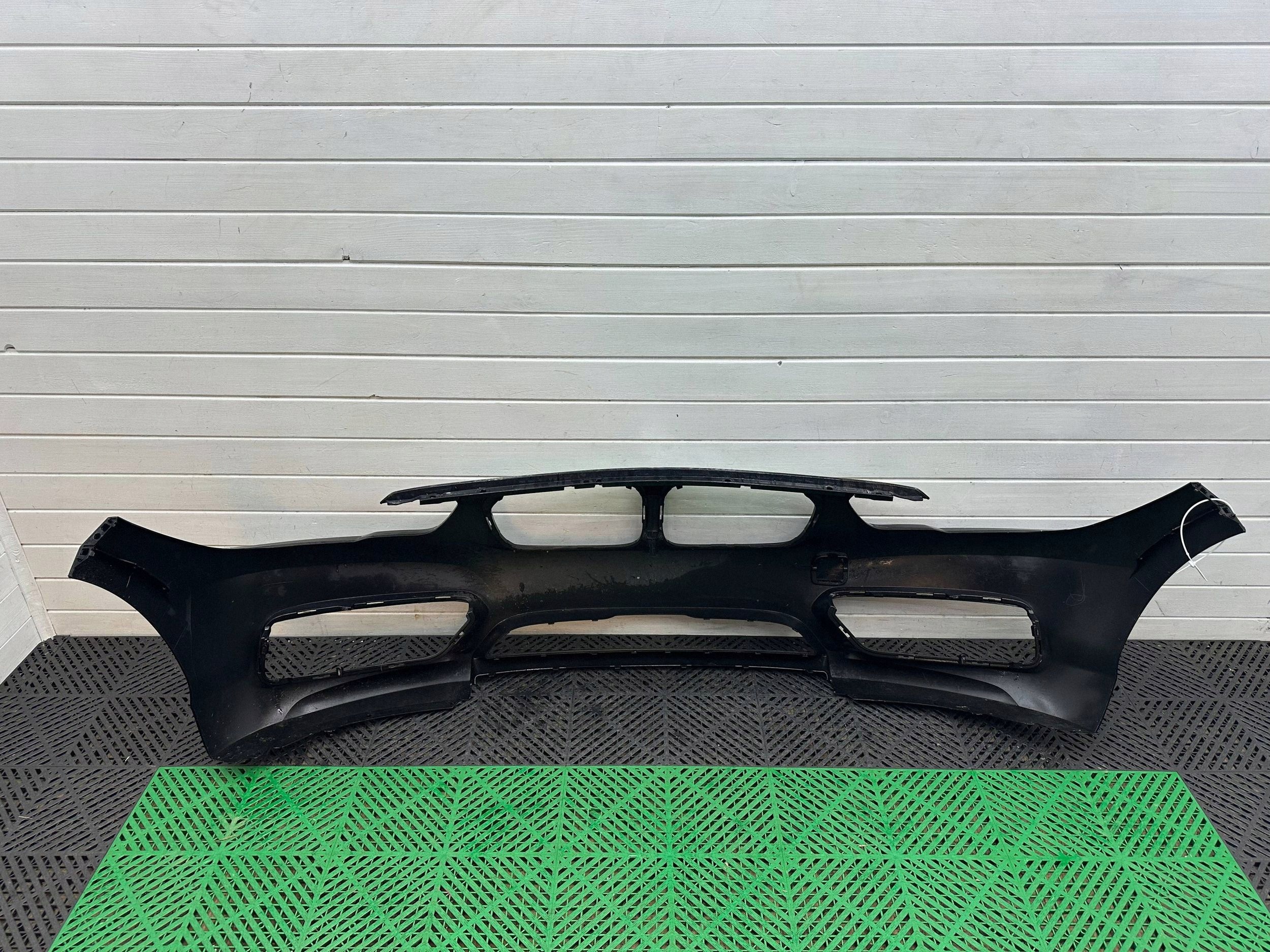 front bumper front BMW 1 F20 F21 LIFT