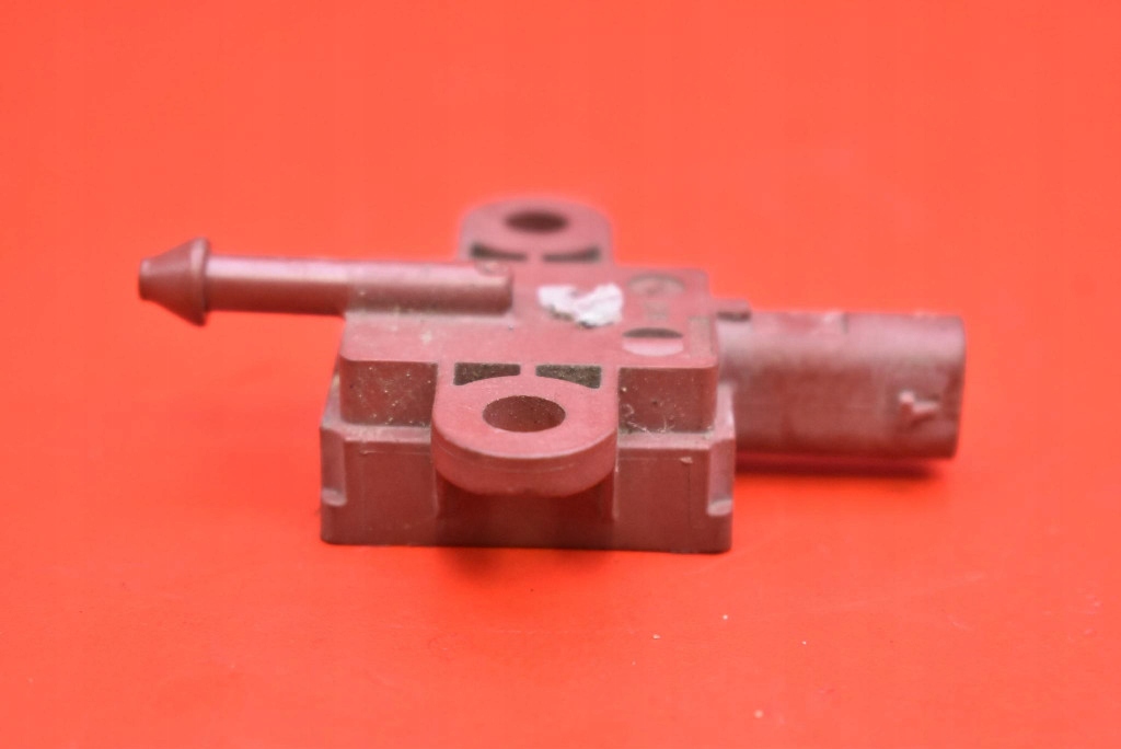 impact sensor 9354289 BMW F46 18-21