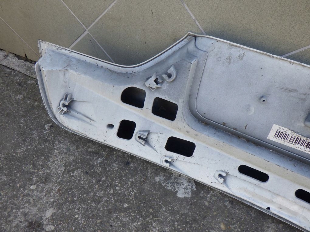 BMW 5 GT F07 cap bonnet moulding