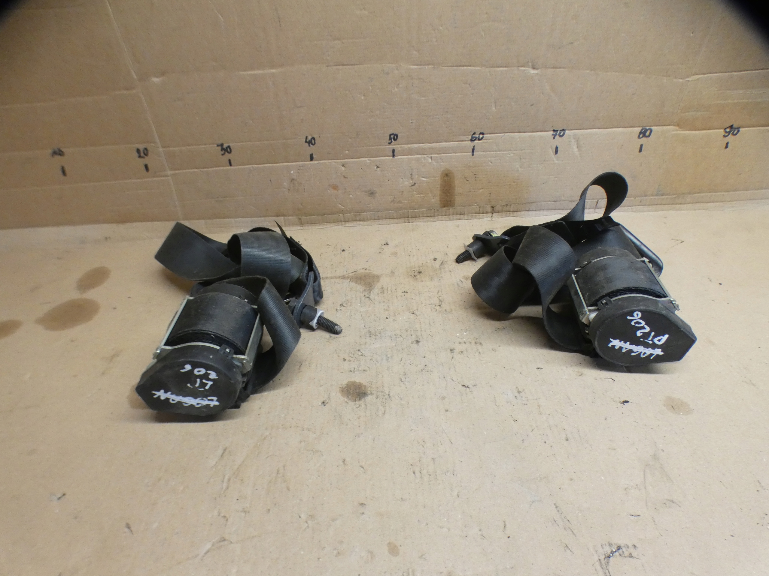 Dacia Logan and tension belt safety right left front 934787