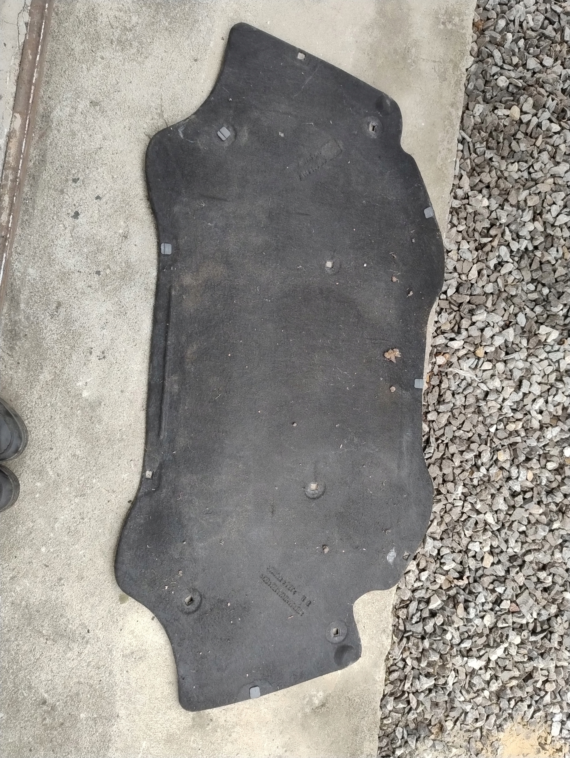 Insonorisation du capot SEAT IBIZA IV 6J0863831A