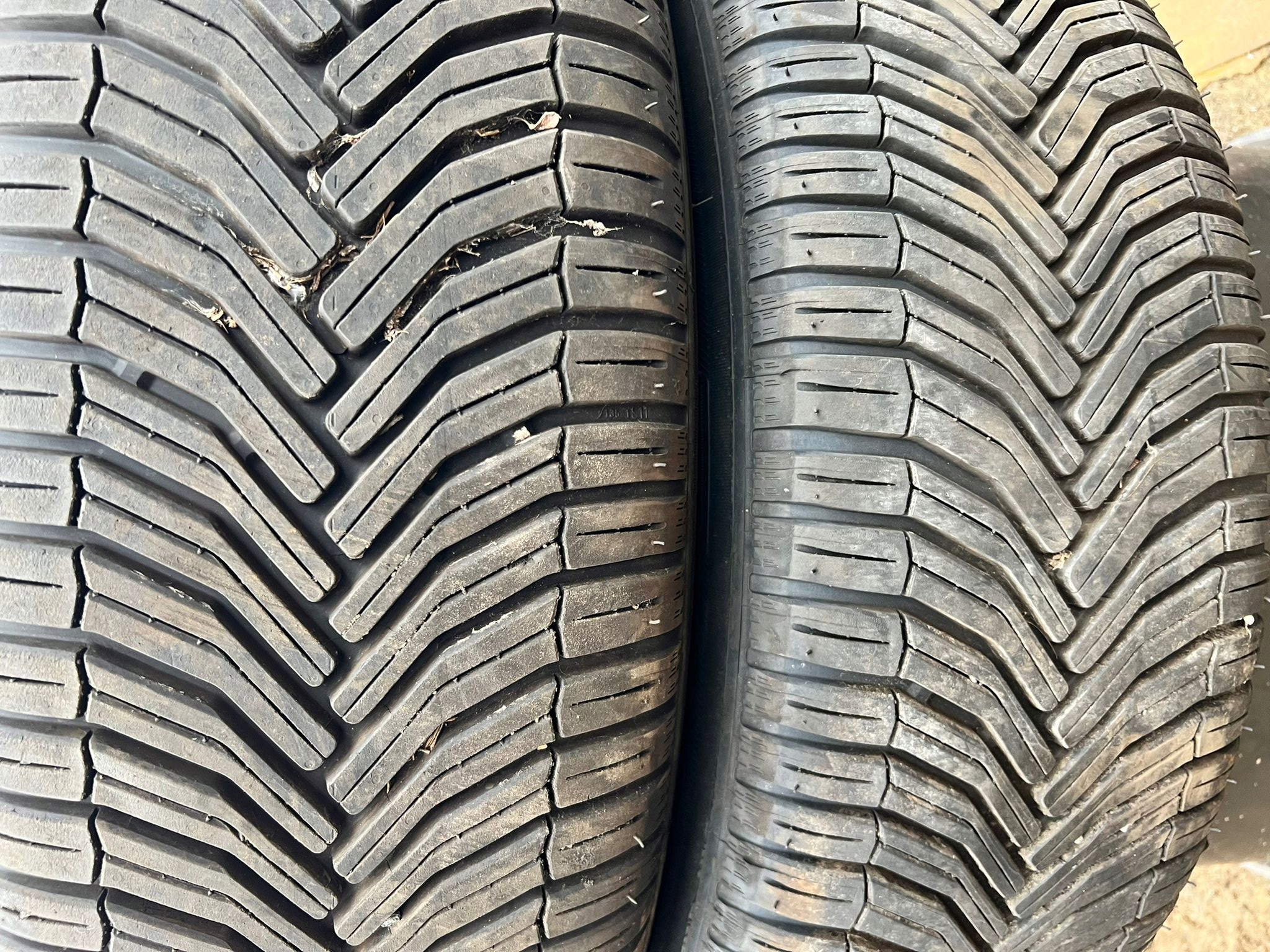 215/60/17 _ Michelin Cross Climate _ 8mm _ FV
