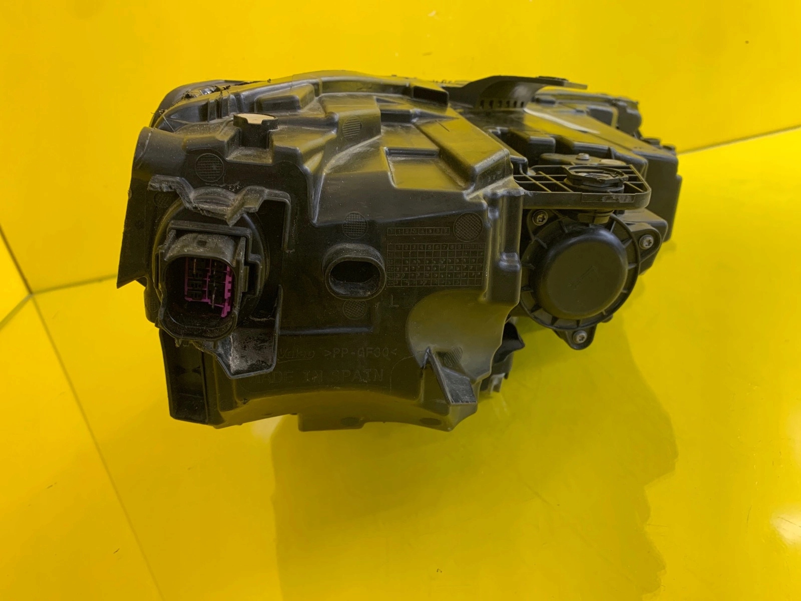 Audi A3 8Y Licht links vorne Matrix 8Y0941035