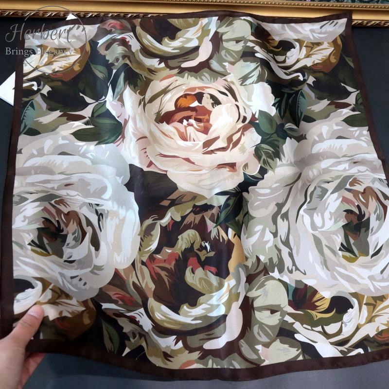 Dámská šála ze 100% morušového hedvábí, 65 cm