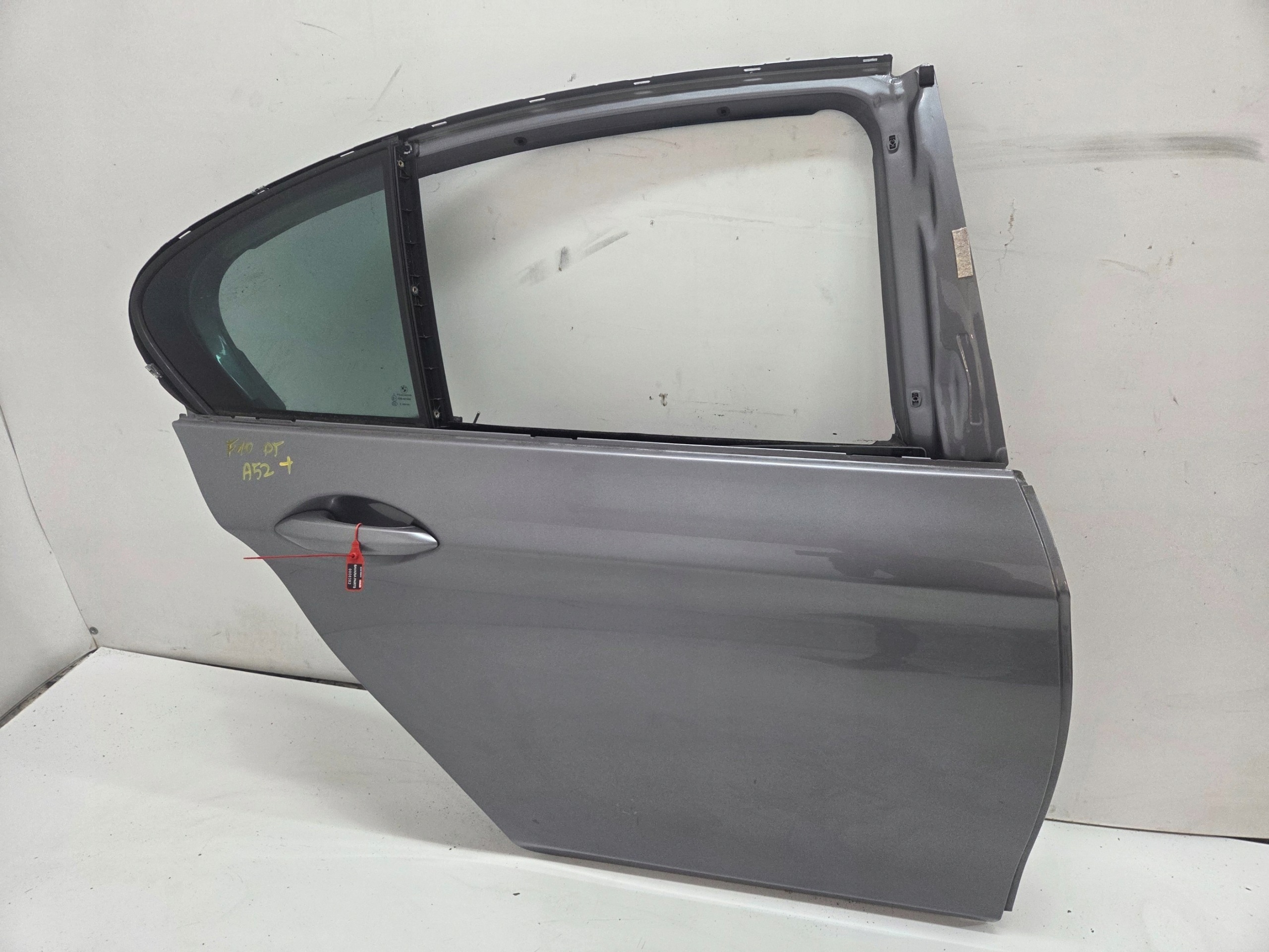 door right rear. rear part BMW F10 A52