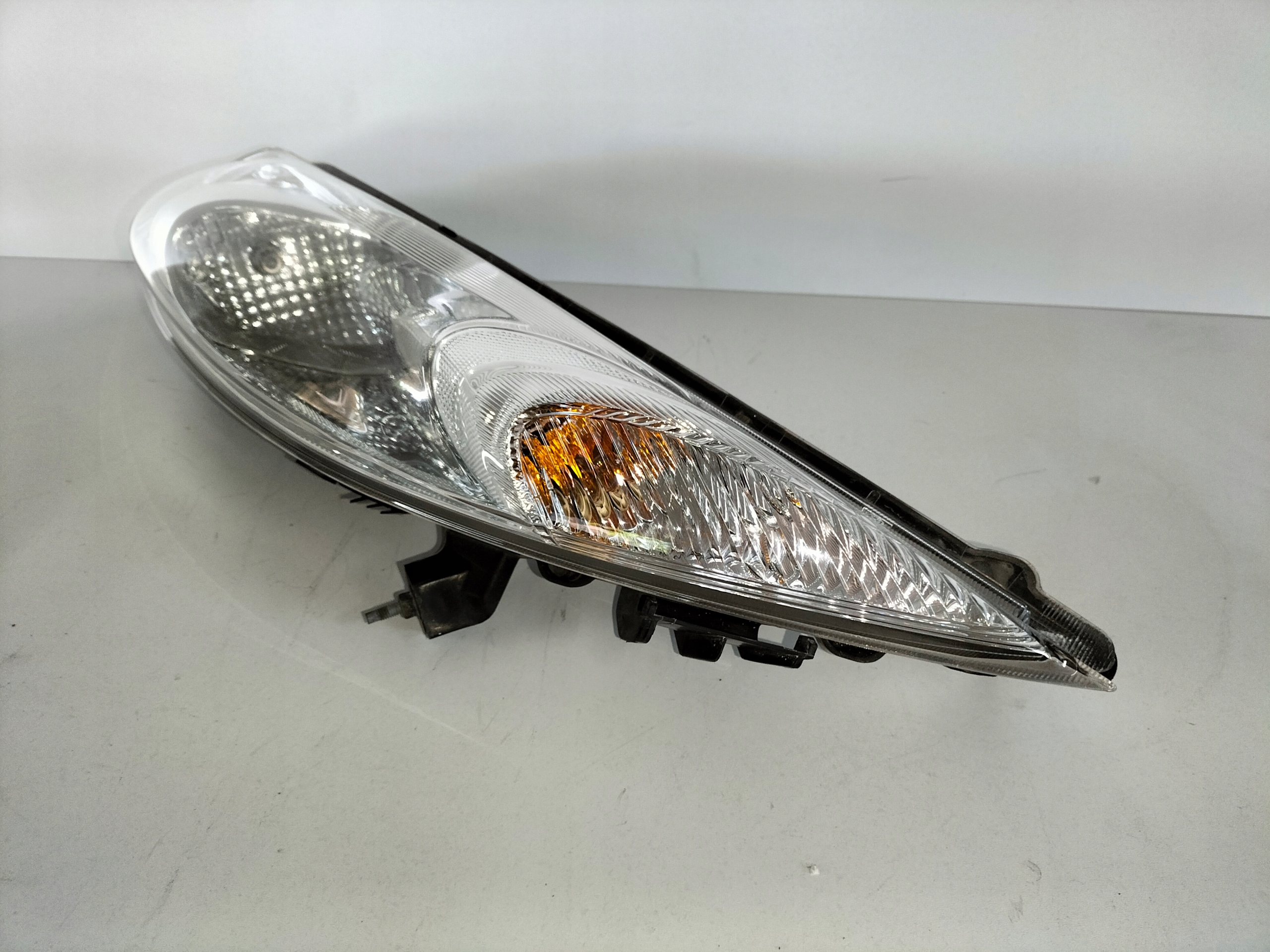 light front right blinker NISSAN JUKE 10-14