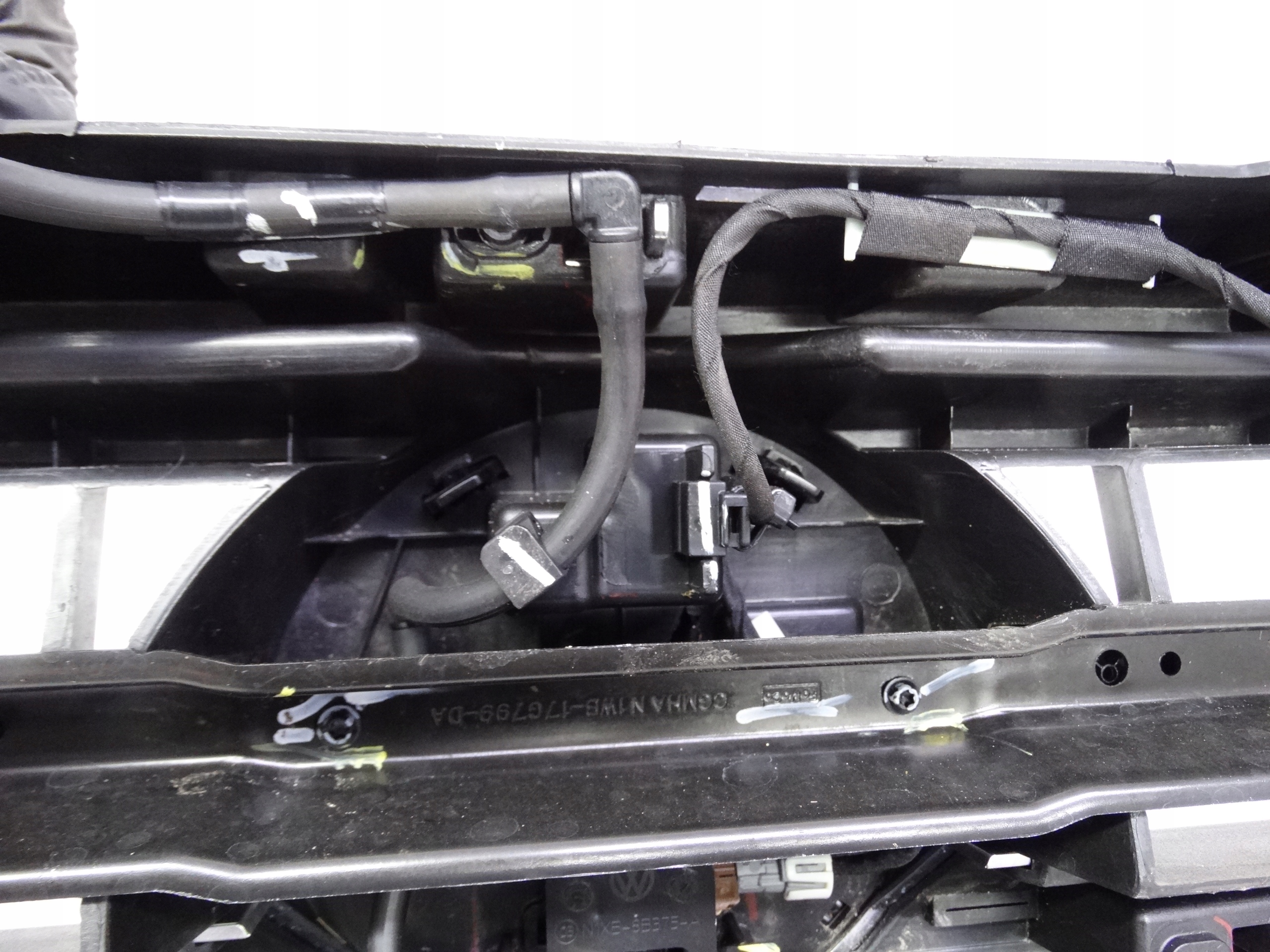 VW Amarok I 2H Kühlergrill FRONTGRILL Kühlergitter 2HJ853653JK - Thumbnail 12