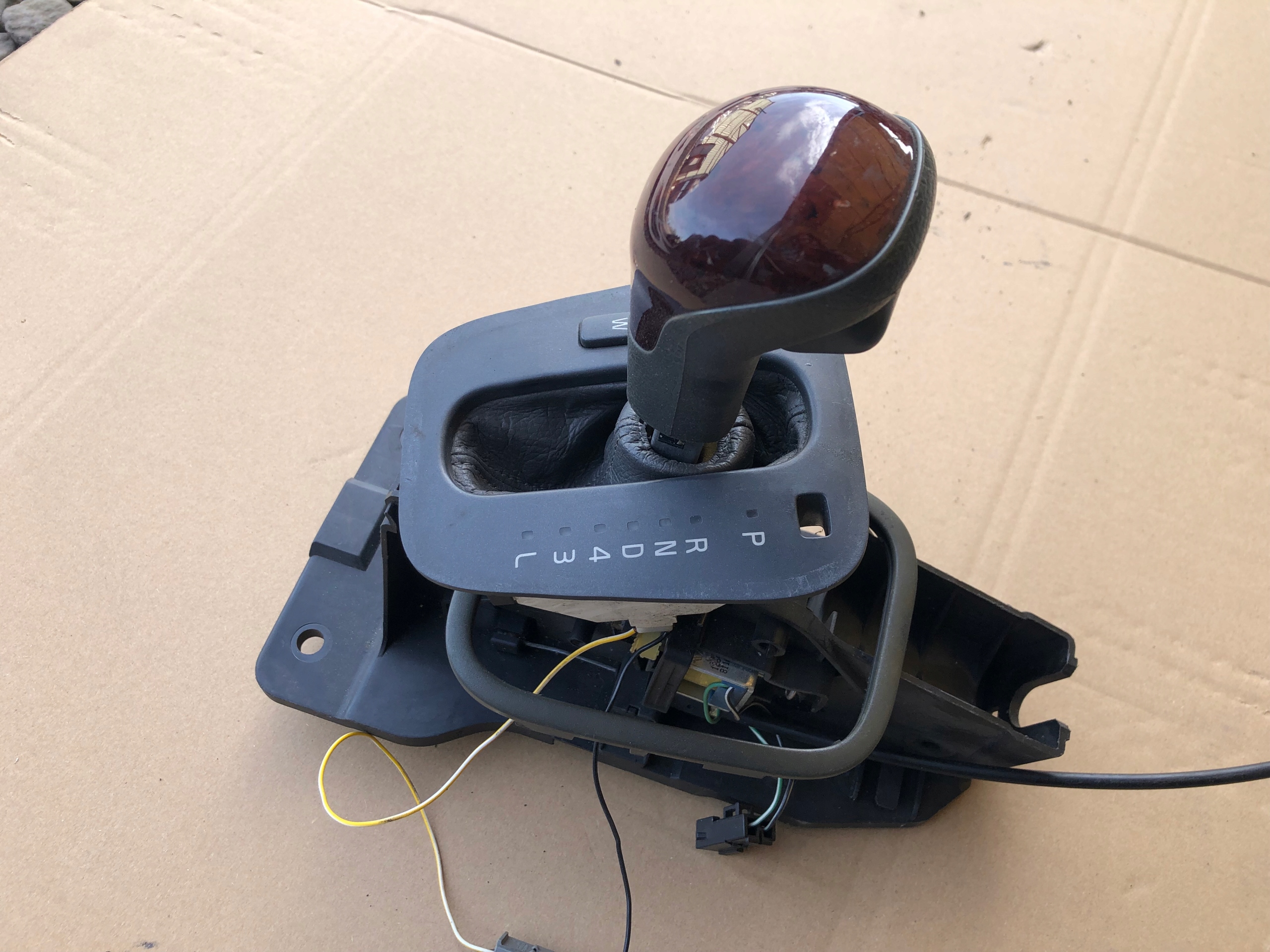 Ручка важеля перемикання передач VOLVO S80 Wood AUTOM