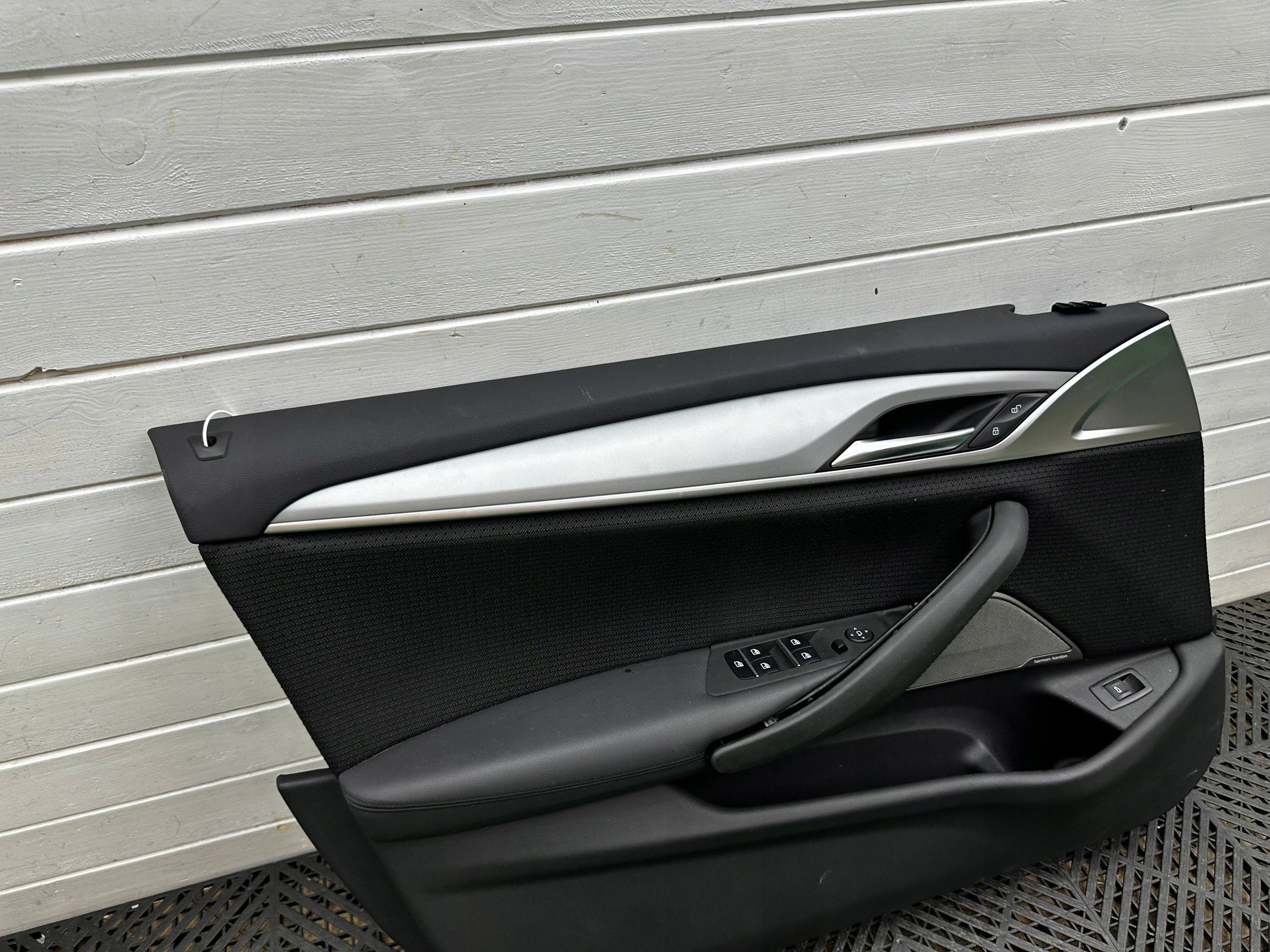 side door przednich BMW 5 G30 G31 2844126