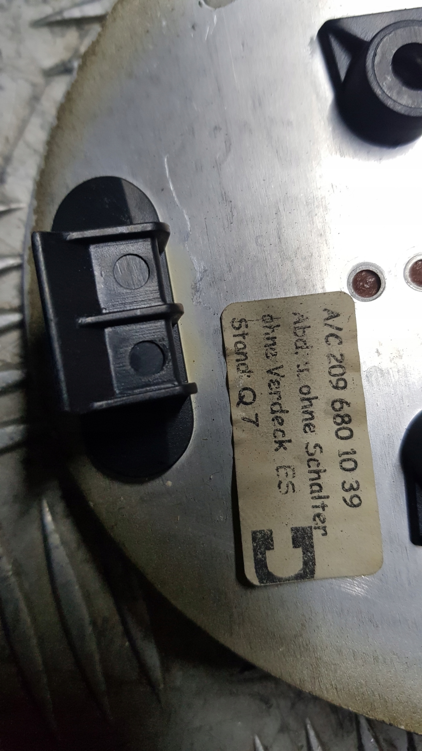 MERCEDES W209 RÁM DEKOR obal převodů