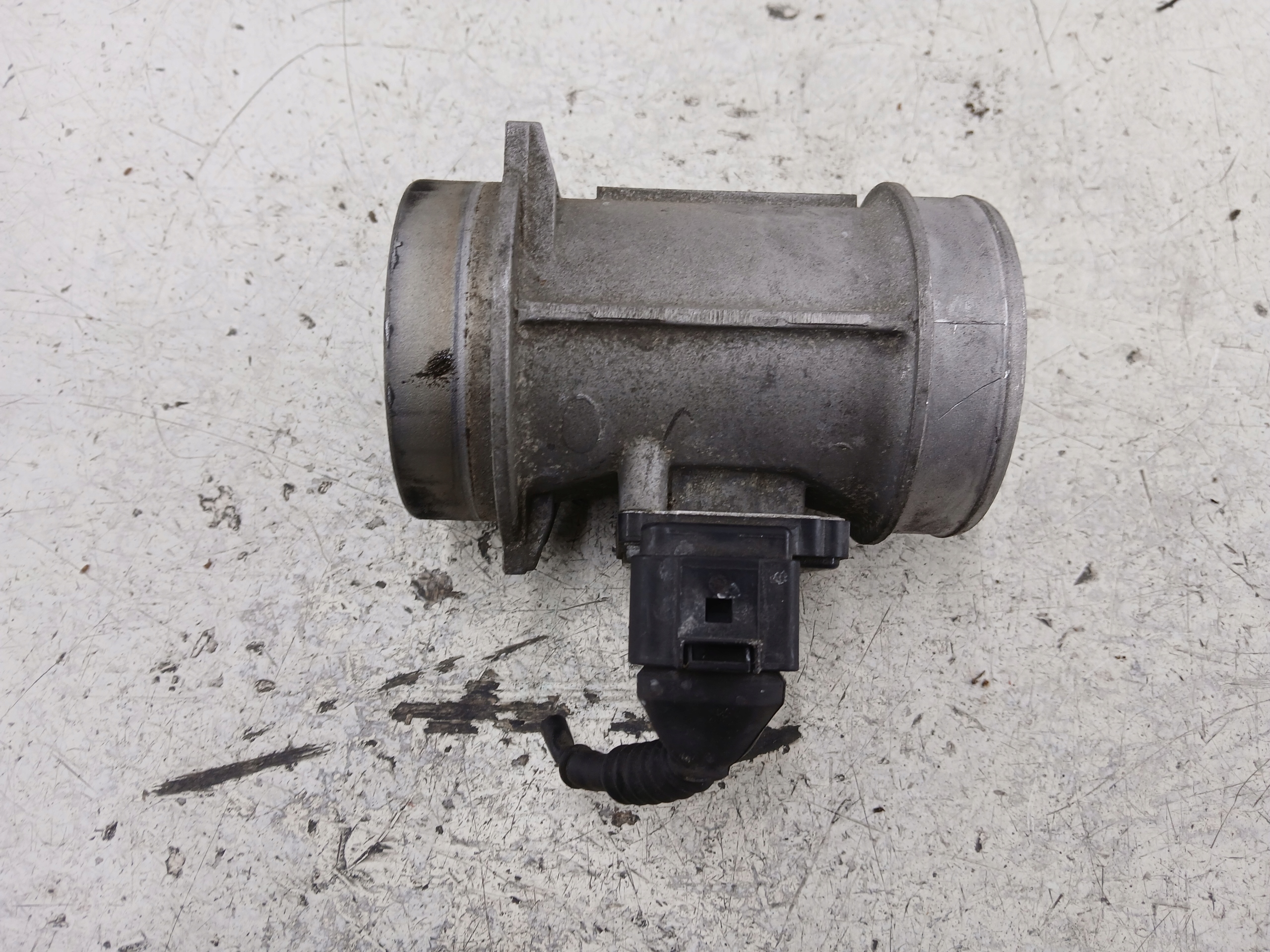 AUDI A6 C5 A4 B6 2.5 TDI flow meter 059906461G