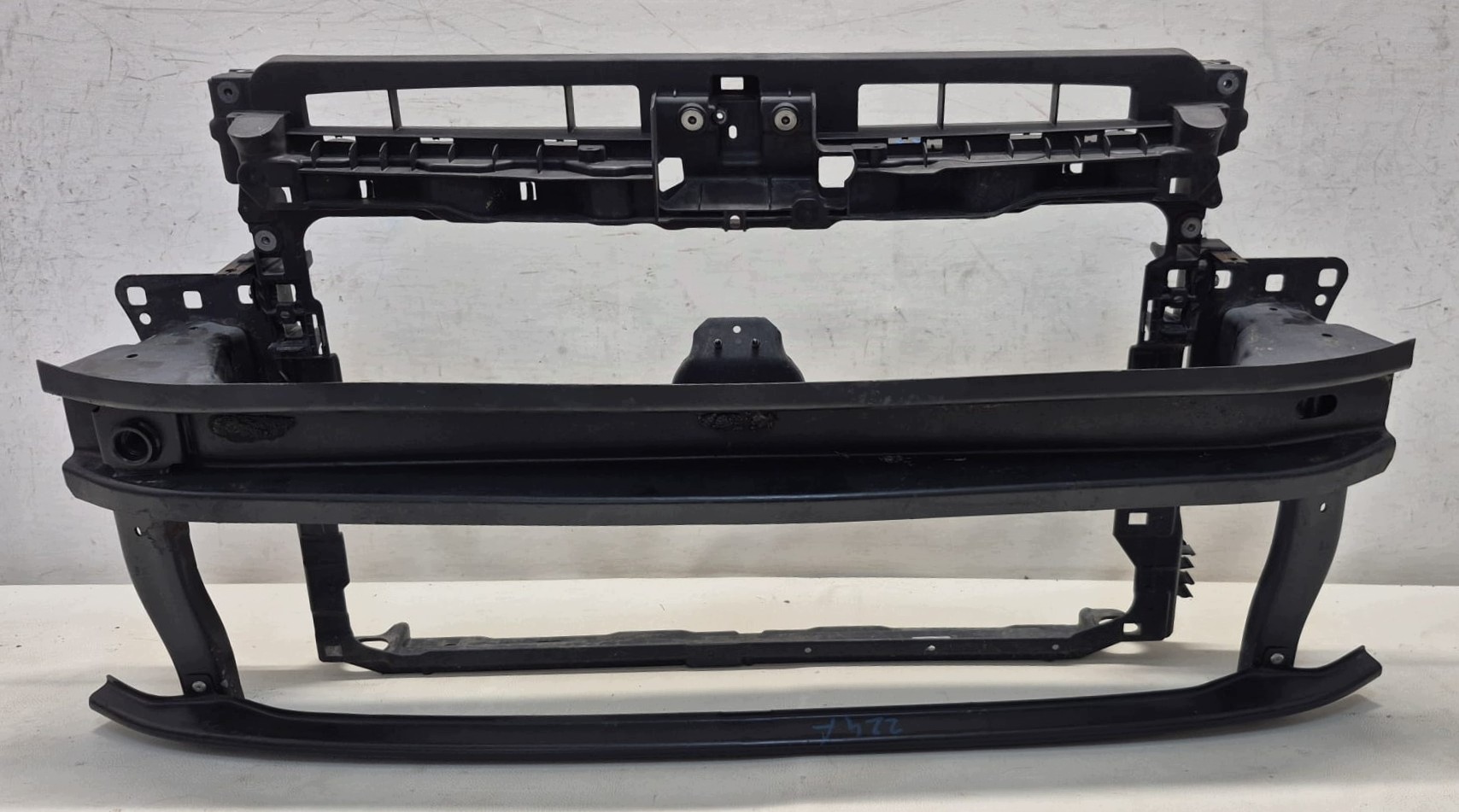 VW SPORTSVAN 510 14- front body wall front pillar sider 510805588D