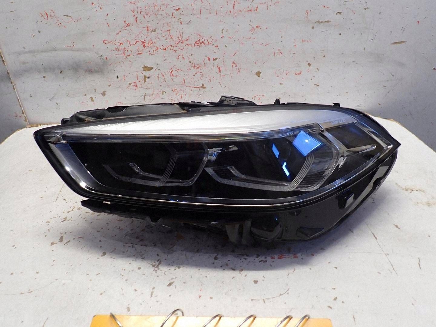 light front front left BMW 1 F40 2019- FULL LED 5A1E055
