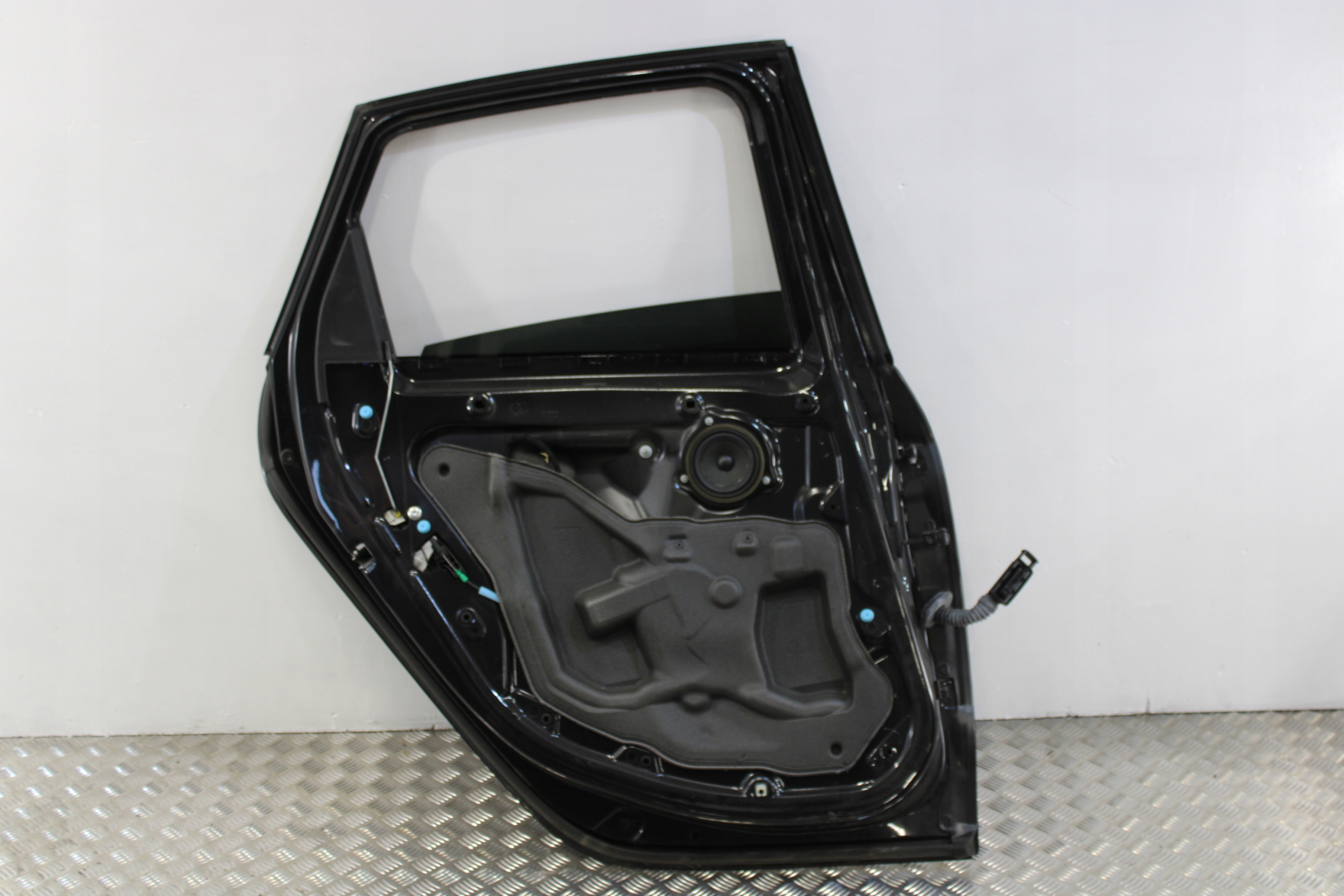 door left rear part left rear. complete BMW 2 F45 ACTIVE TOURER m-packet