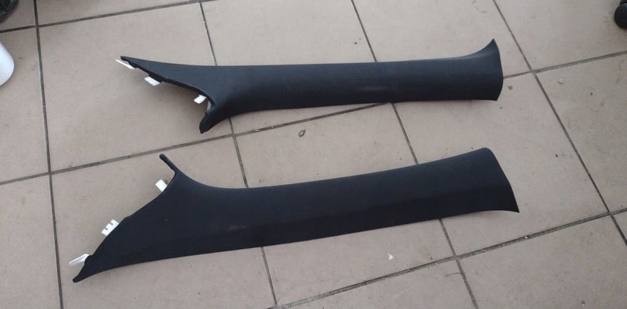 OSŁONA POSZYCIE SŁUPKA PRZÓD MITSUBISHI OUTLANDER III