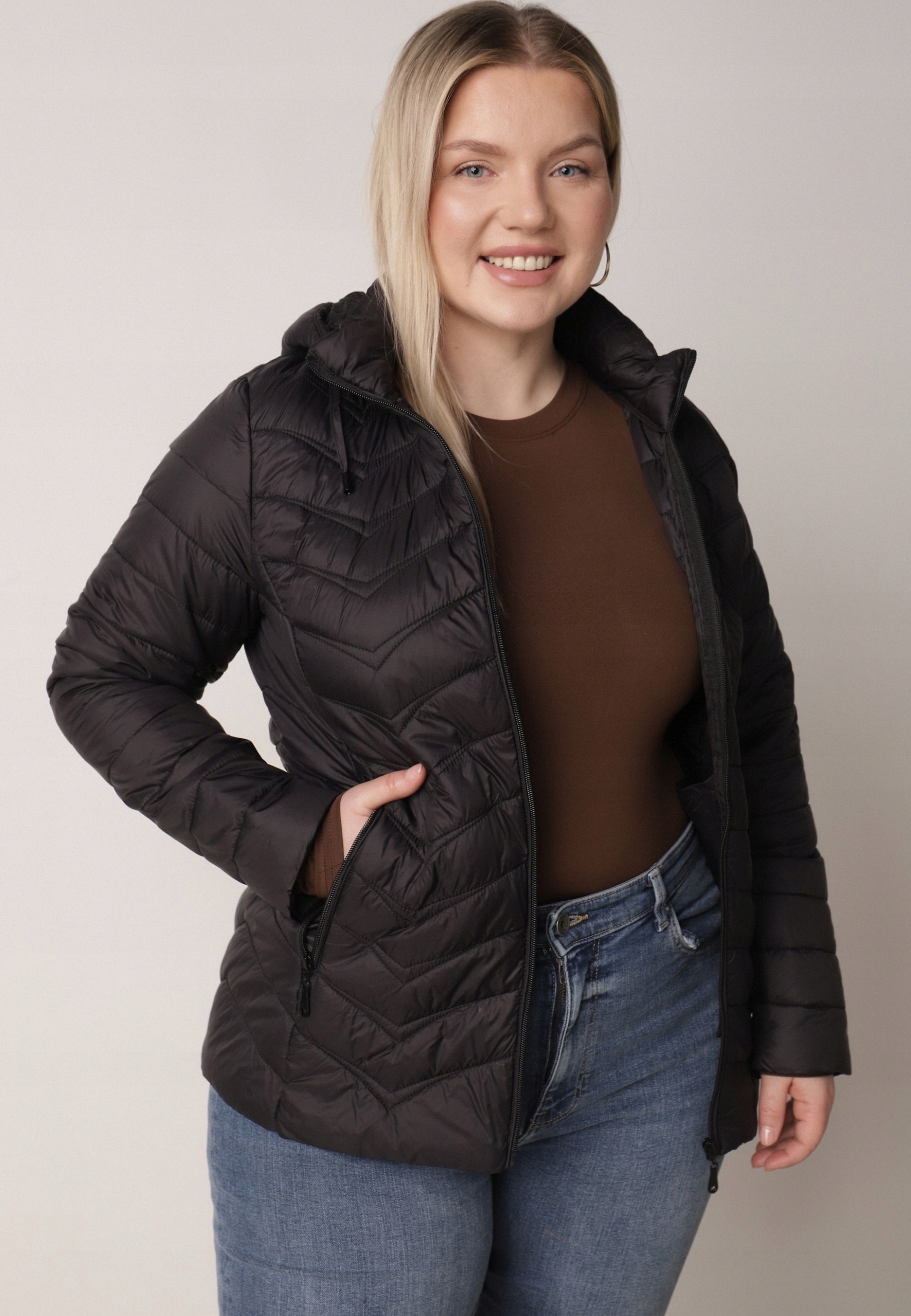 Born2Be Černá dámská bunda XXXL Pikowan