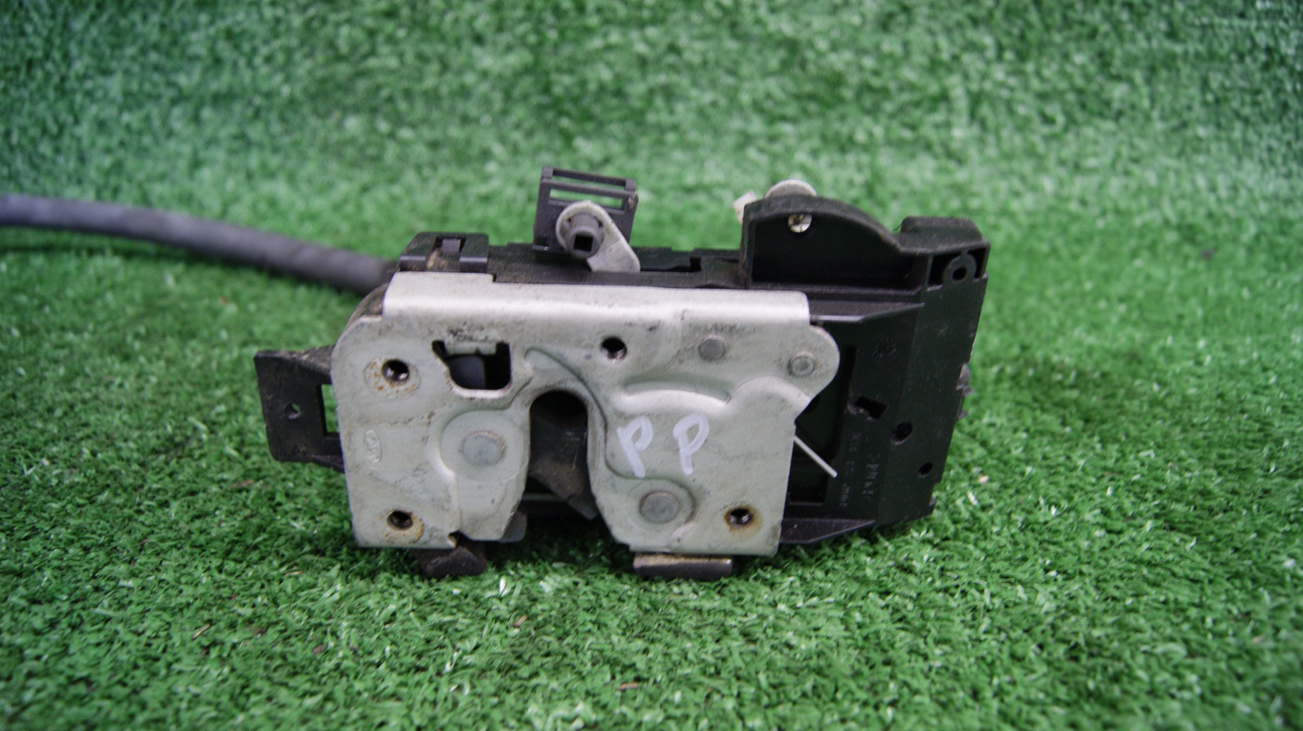 lock door right front JAGUAR X-TYPE 8+2 PIN 1X4A-F21812-AH