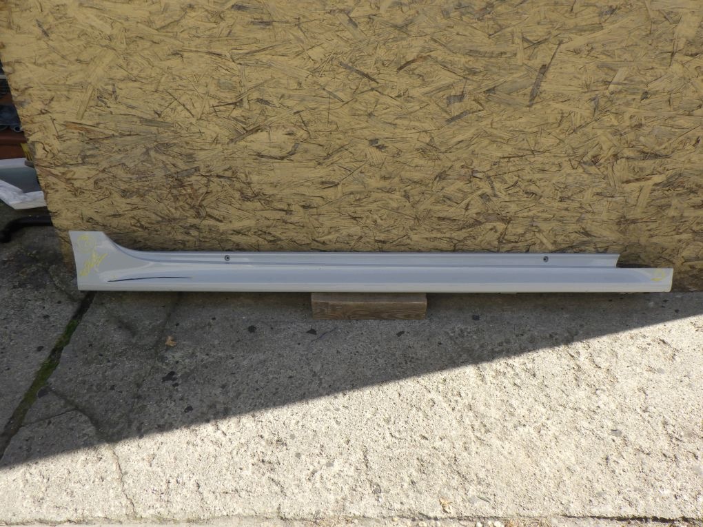 TOYOTA YARIS IV 4 20- moulding threshold threshold right