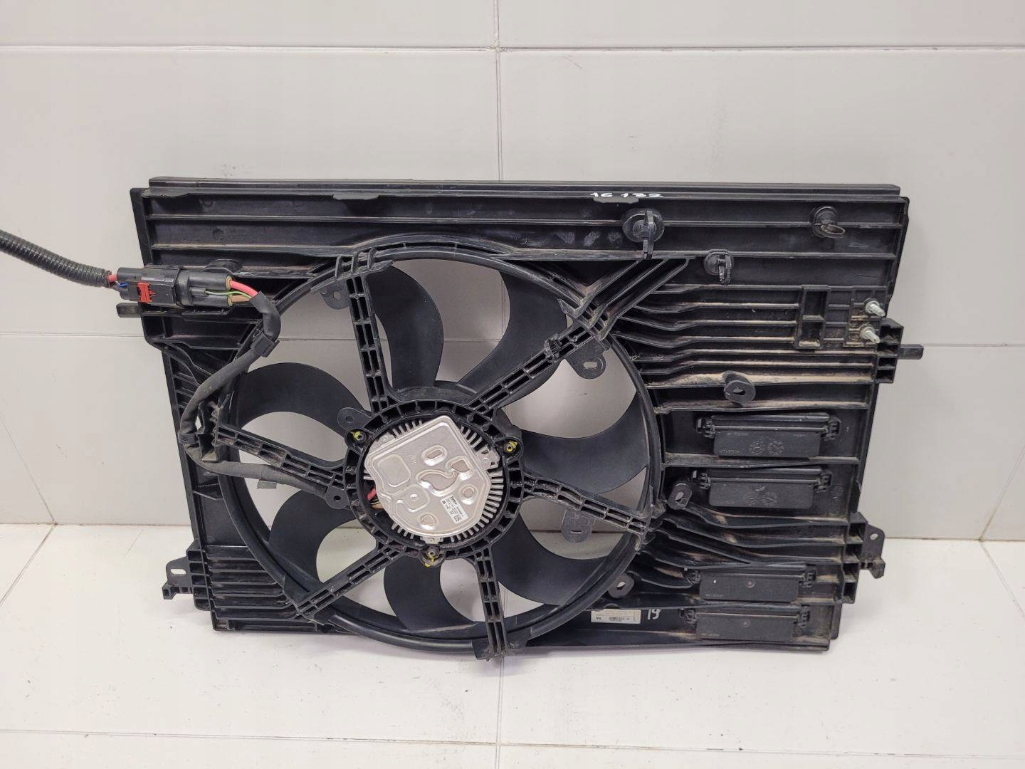 ventilátor chladiče Renault Kadjar 2018 21481HV80B