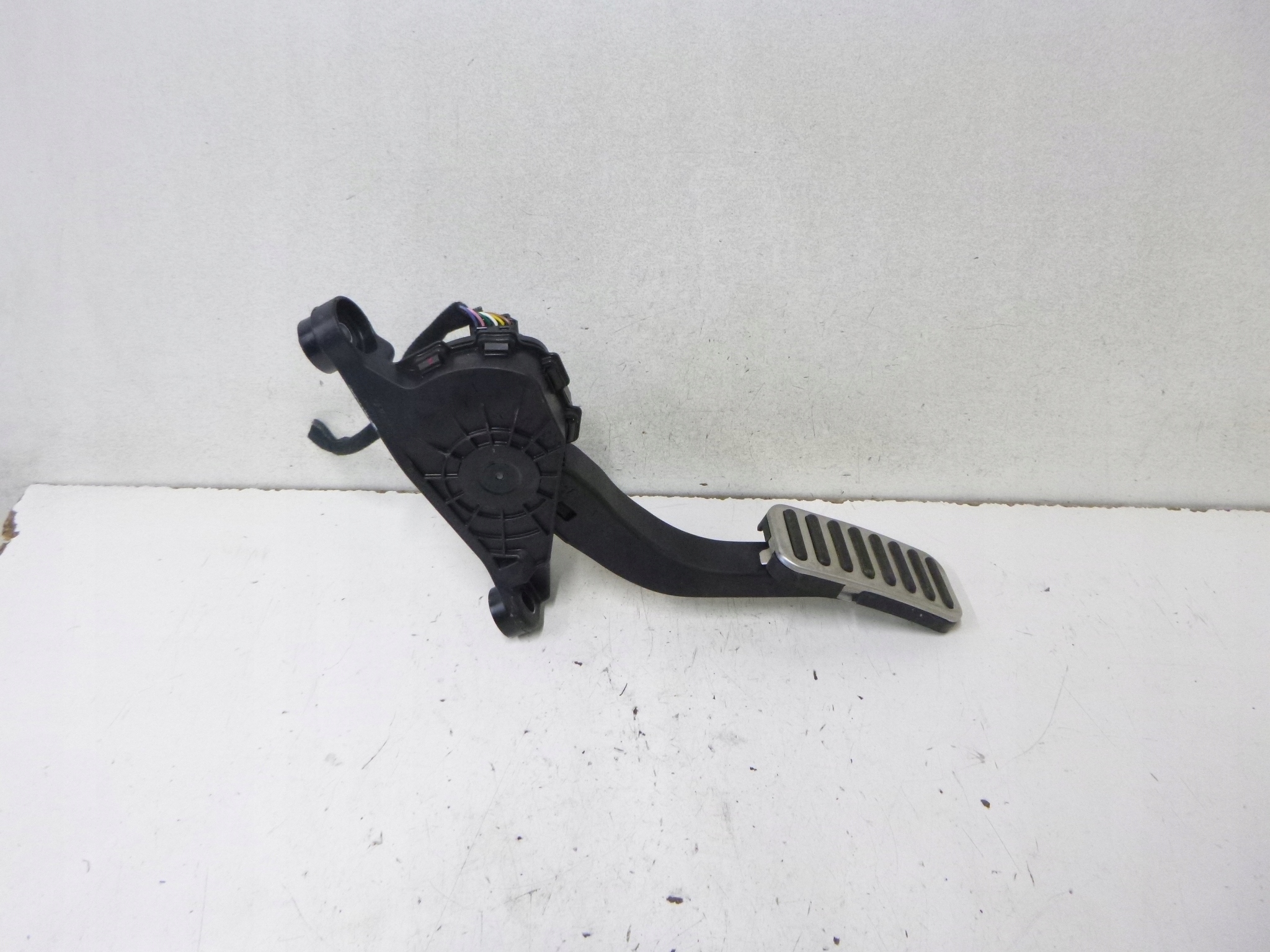 accelerator pedal potentiometer Kia Niro II 1.6 PHEV 22r.