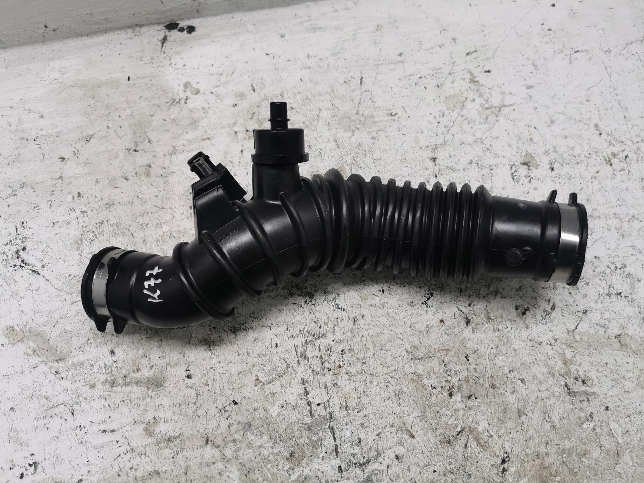 pipe air RENAULT SCENIC III 1.4 165750001R