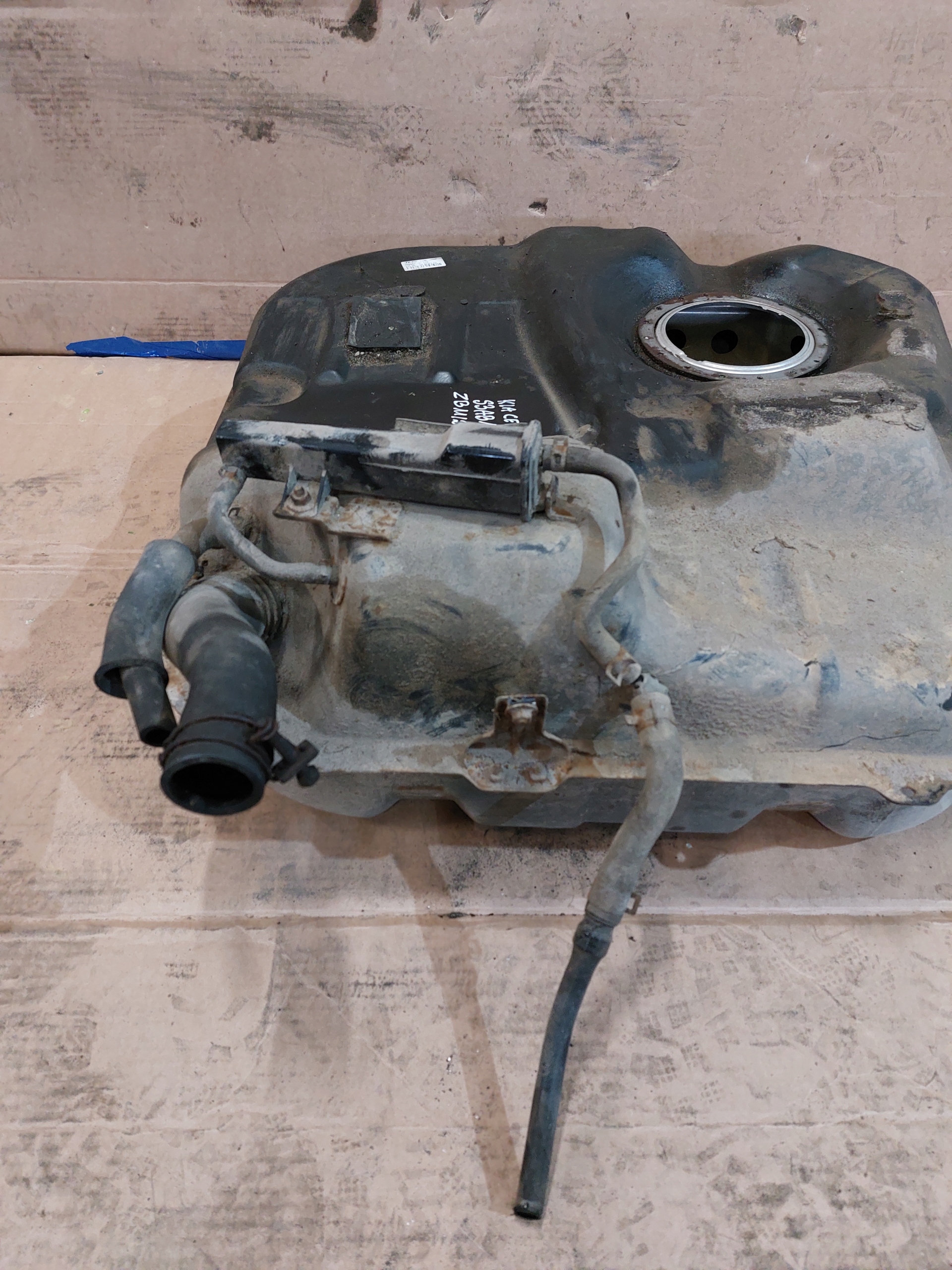 tank KIA CEED und 1