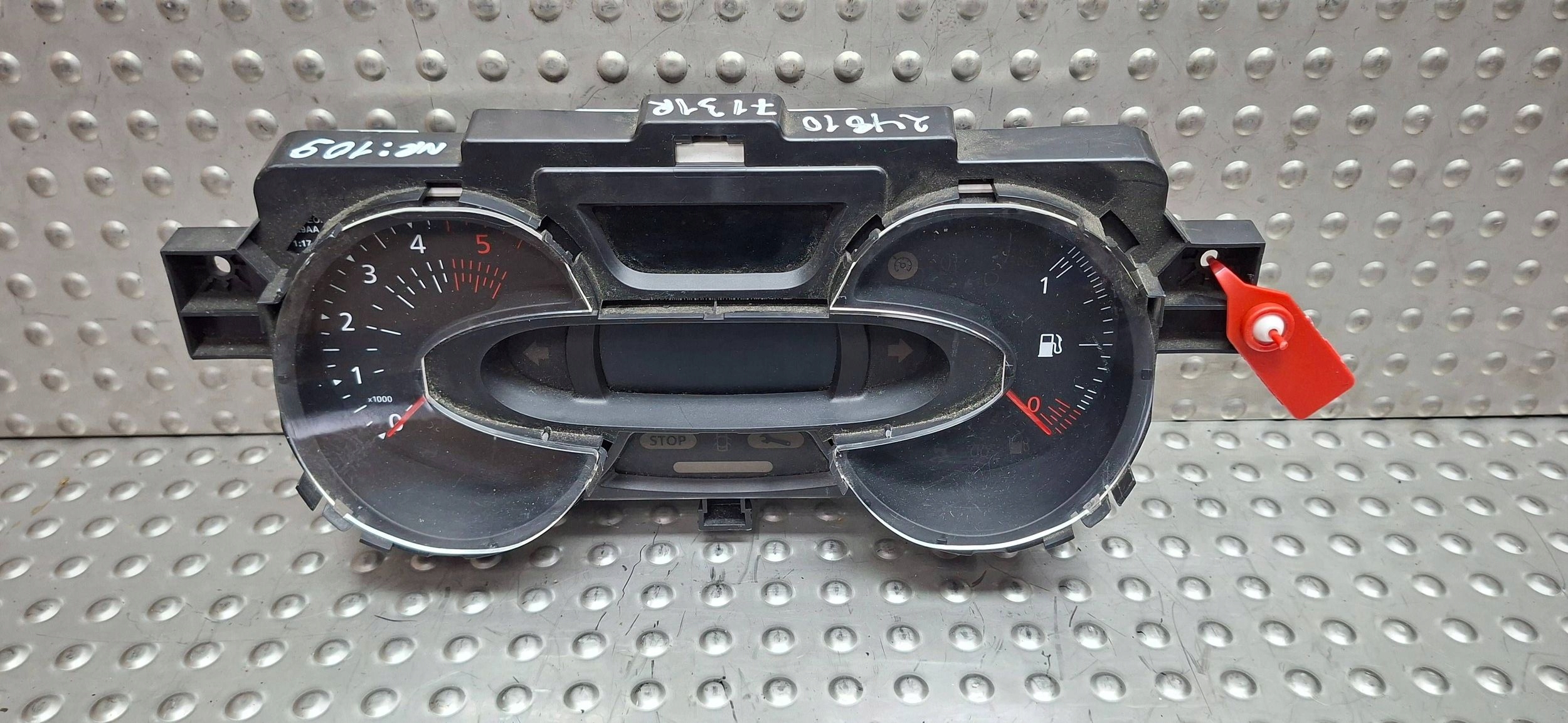 dials 248107131R RENAULT CAPTUR and 1.5 DCI 2013