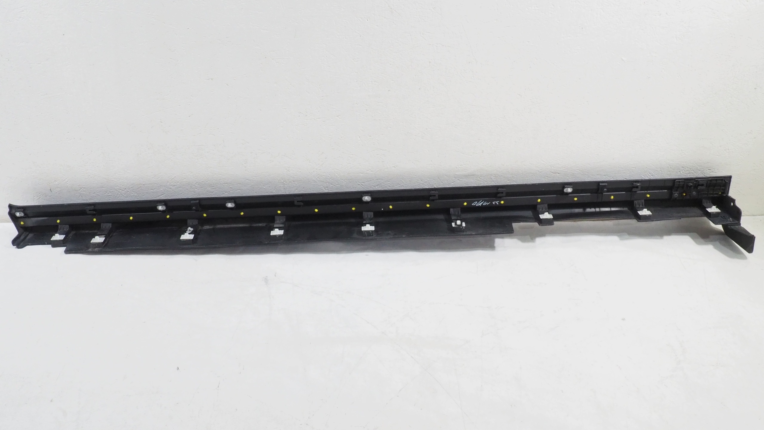 Kia EV6 GT Line moulding threshold right 87754-CVDB0
