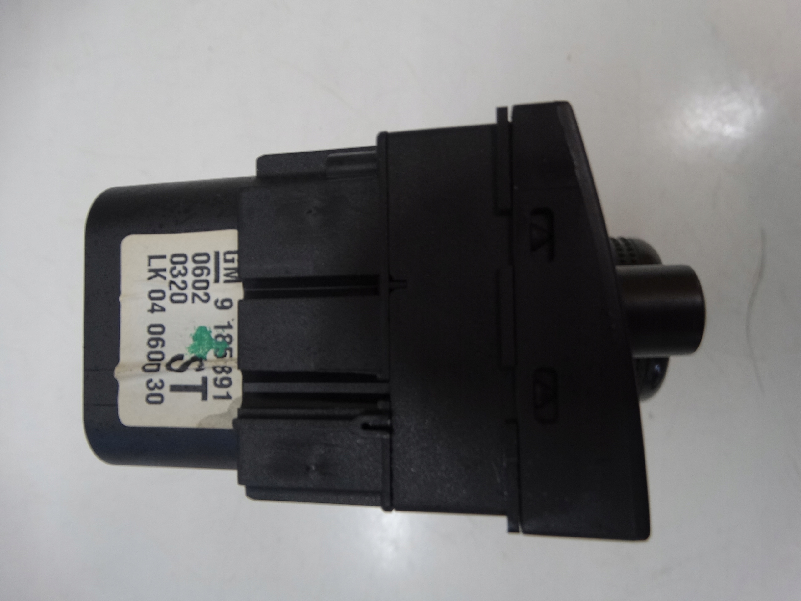 Interruttore comando luci OPEL VECTRA C 9185891