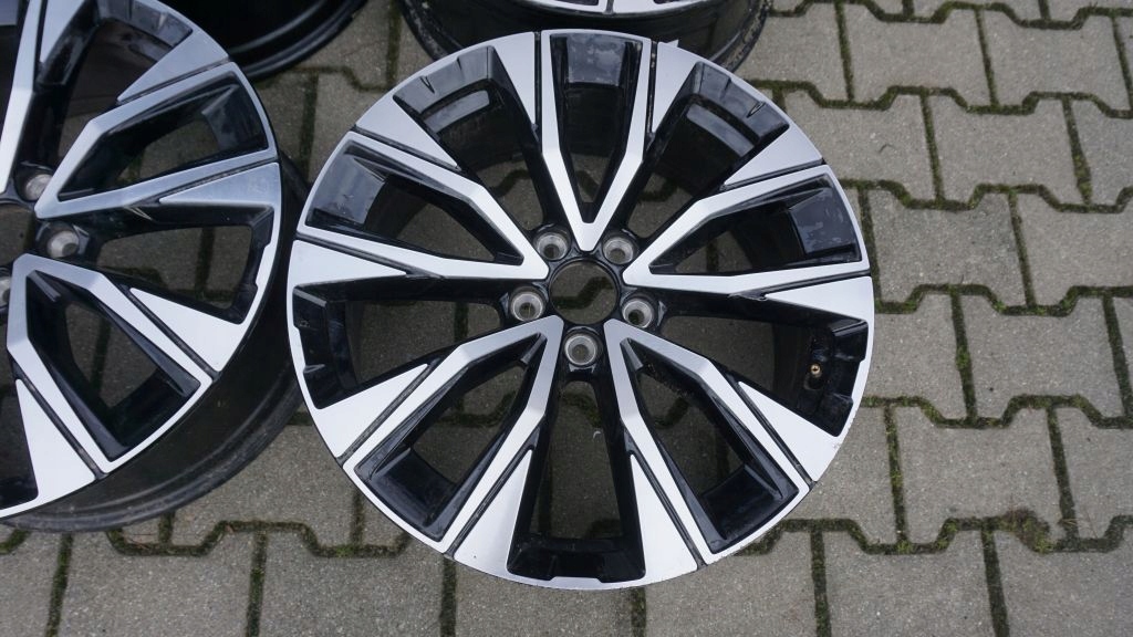 VOLVO V40 XC40 S60 V60 XC60 XC90 - discs aluminium 19