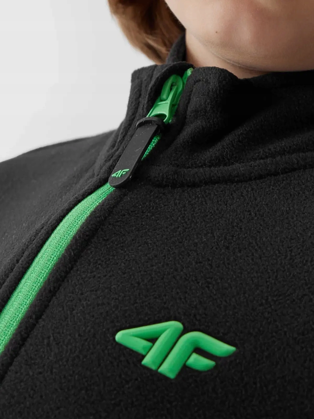 BLUZA POLAROWA CHŁOPIĘCA 4F TERMOAKTYWNA AW23M105 Materiał dominujący poliester