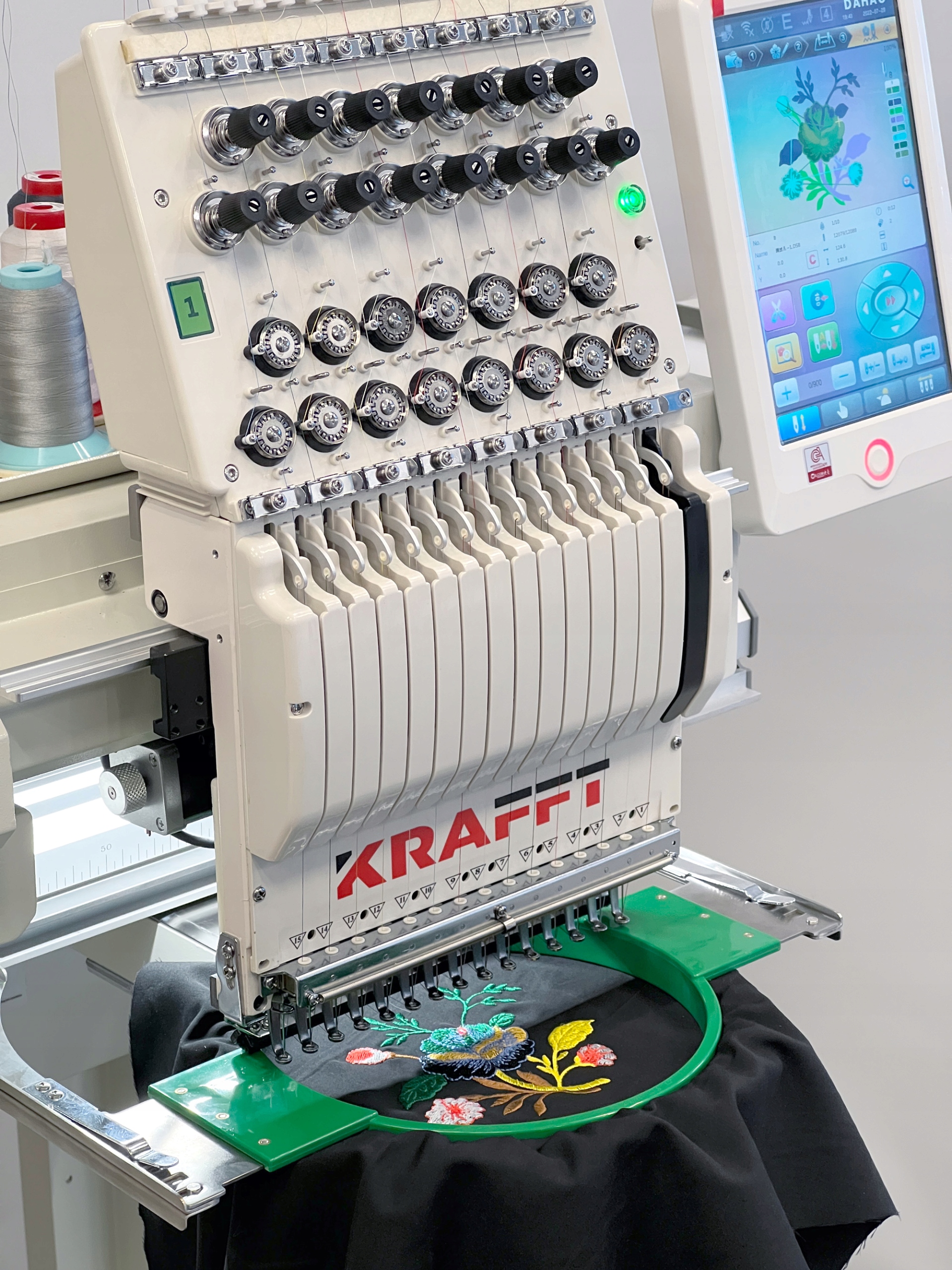 KRAFT KF-CT1501H HAFCIARKA 1-GŁOWICOWA 15-KOLOR. Rodzaj hafciarki