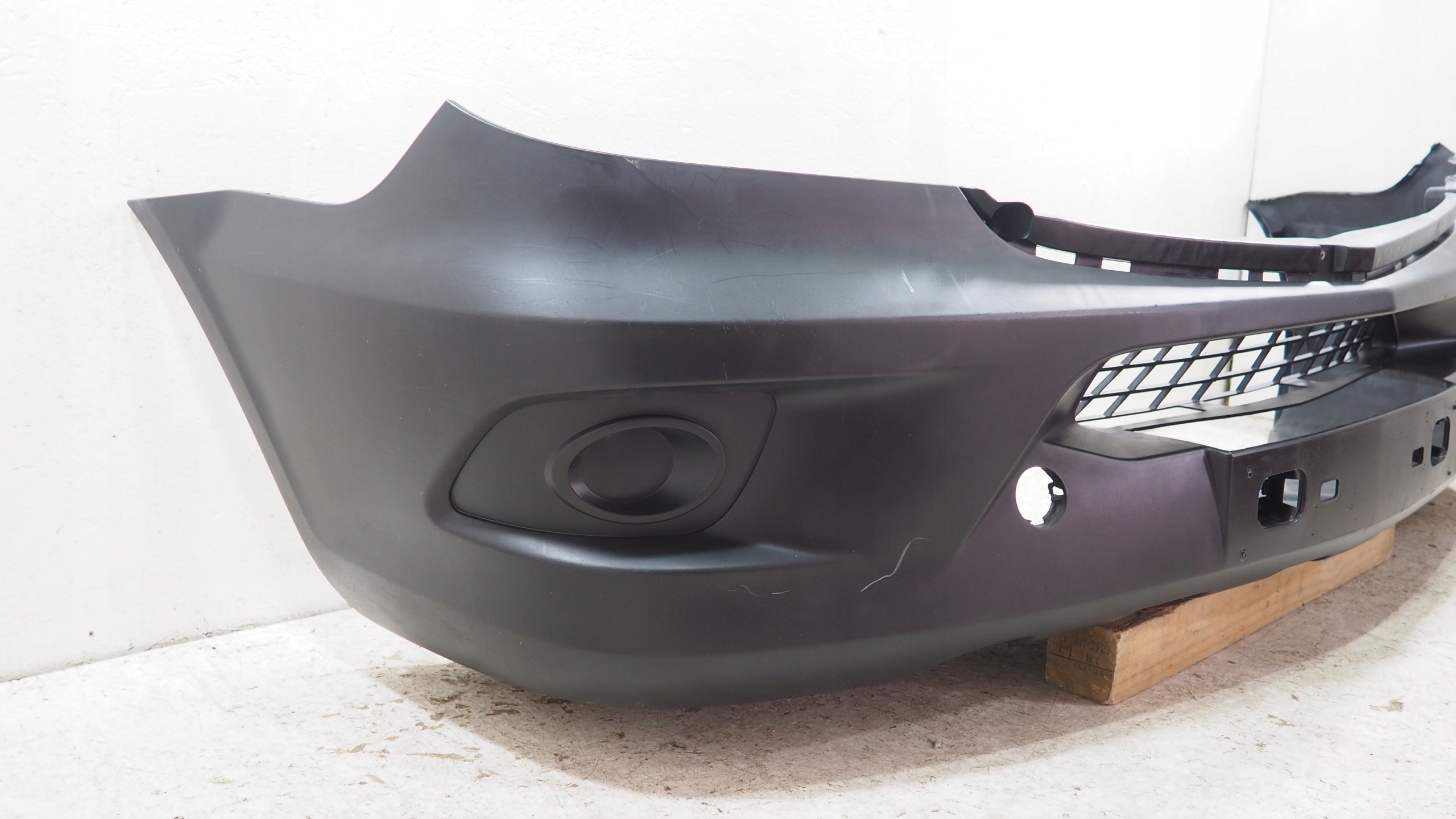 Mercedes Sprinter W906 bumper front front A9068851570
