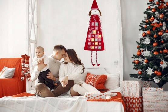 KALENDARZ ADWENTOWY DZIEWCZYNKA / CHŁOPCZYK nowość Marka Chomik