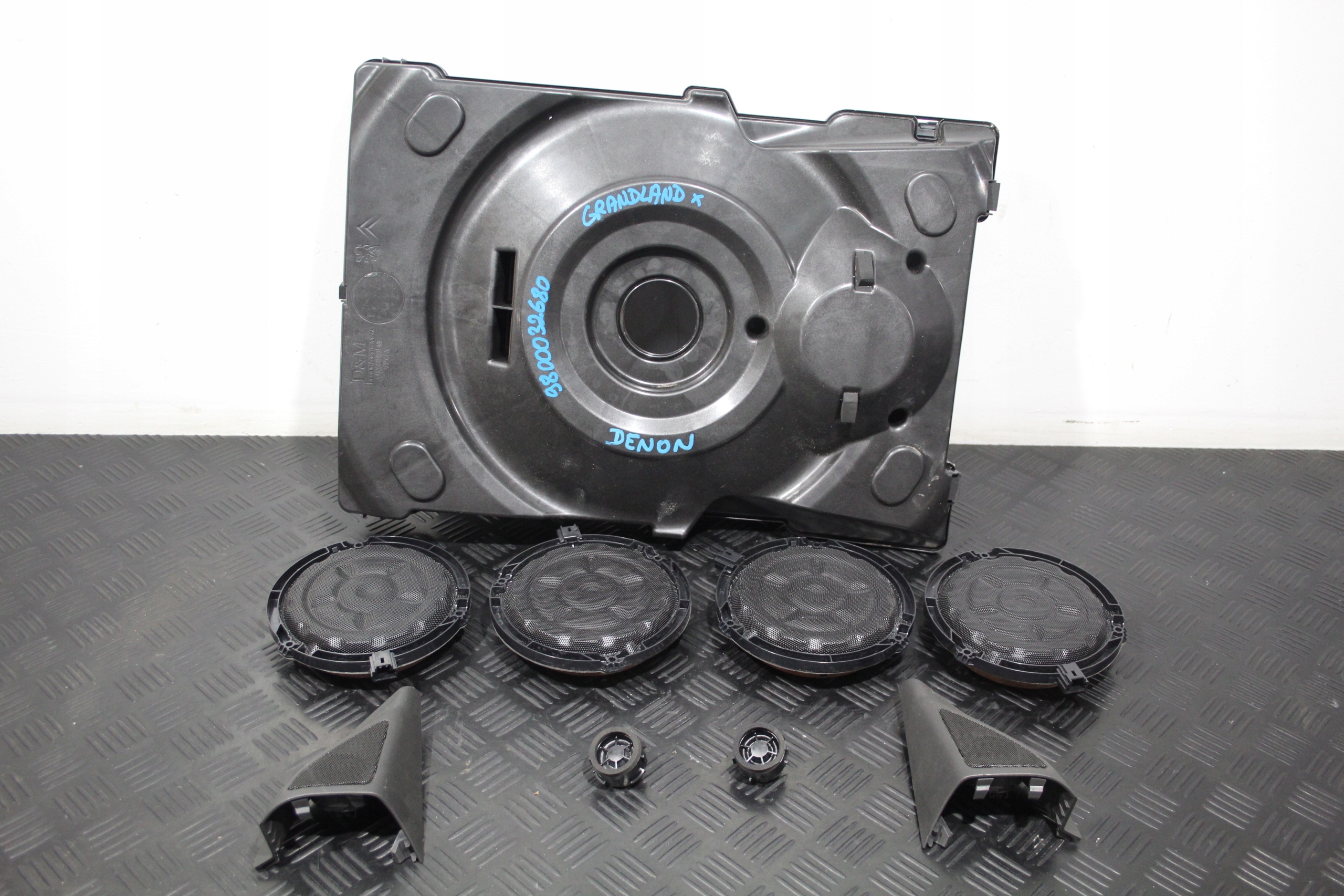 speaker speakers DENON OPEL GRANDLAND X