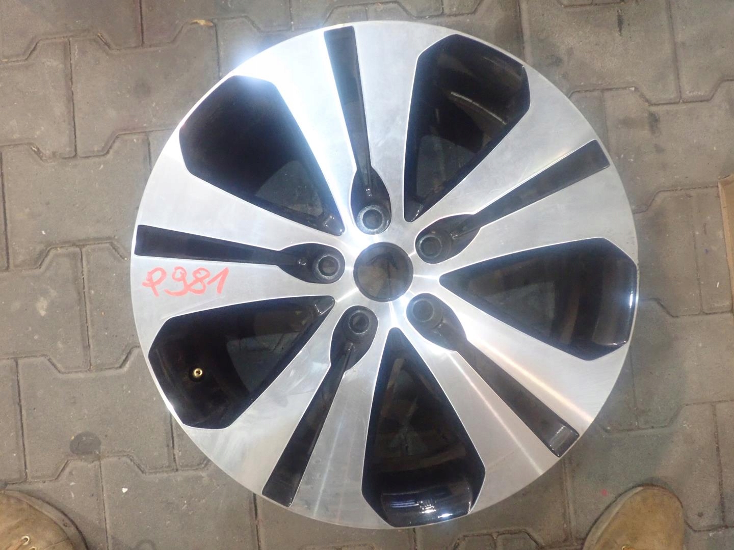 disk disk KIA 5x114,3 ET40,5 7J 18"