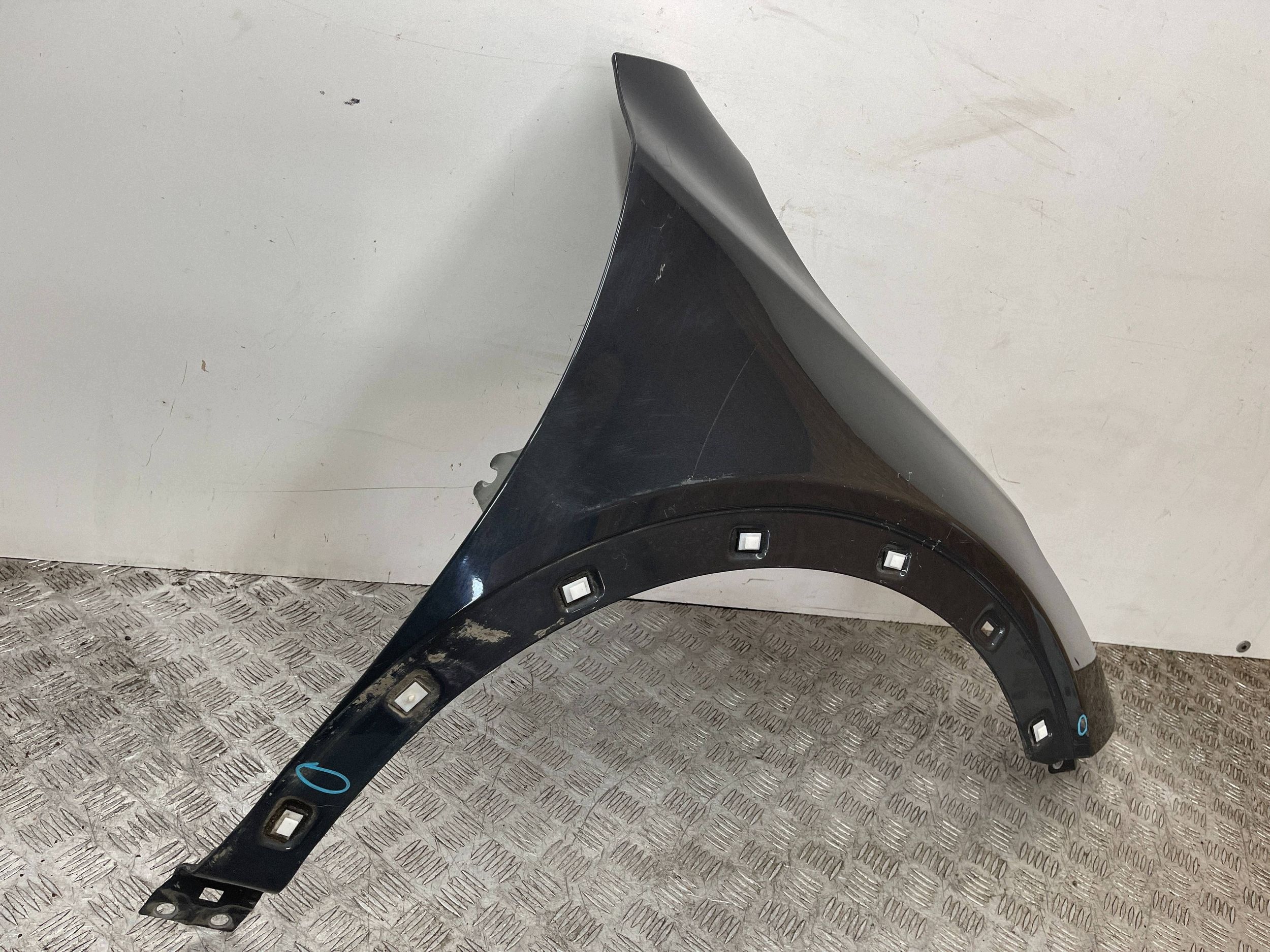 fender front front right KIA XCEED X-CEED 18