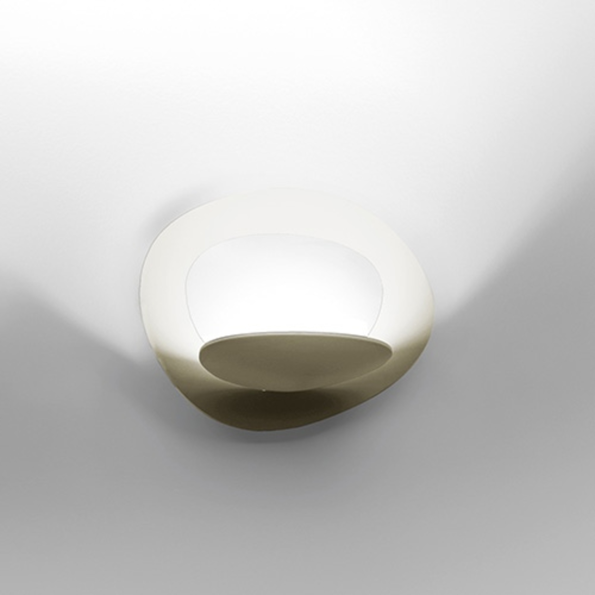 Artemide Pirce Micro Led nástenné svietidlo zlaté 2562lm 3000K 25W