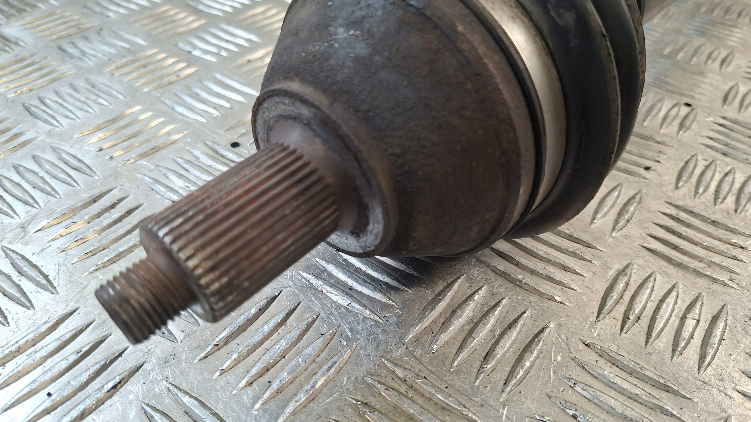 semi-axis right VW POLO IV 1.4TDI