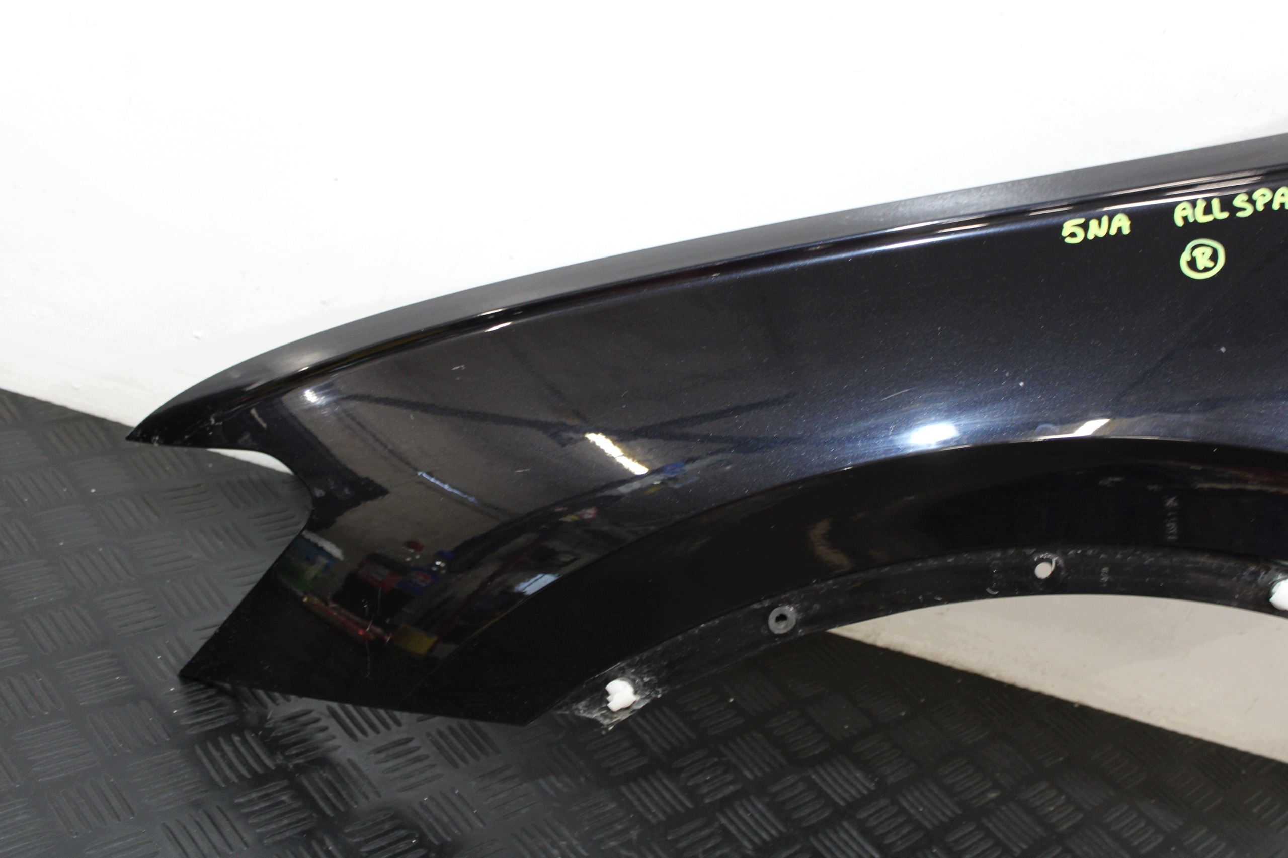 fender left front front VW TIGUAN II 2 5NA ALLSPACE