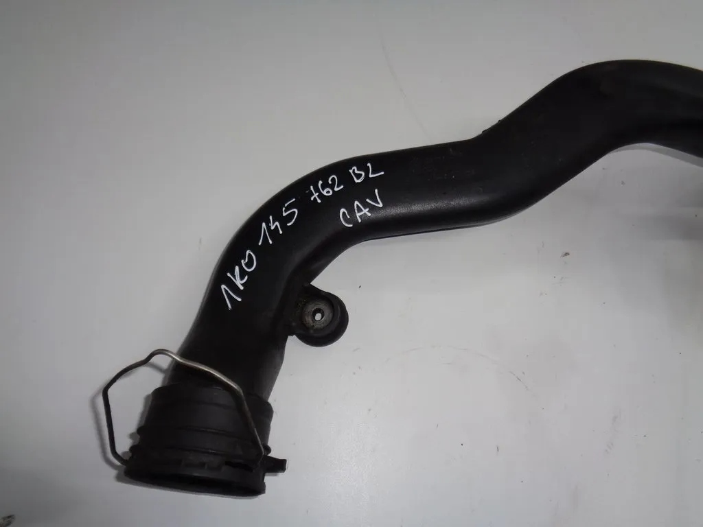 VW SCIROCCO GOLF VI 1,4 TSI hose pipe of the intercooler
