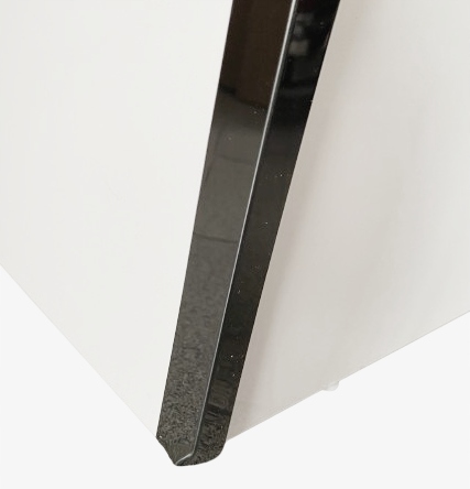 RECEPCJA KOSMETYCZNA LADA DO SALONU CLASSIC BIAŁA LAKIEROWANA POWYSTAWOWA Marka bez marki