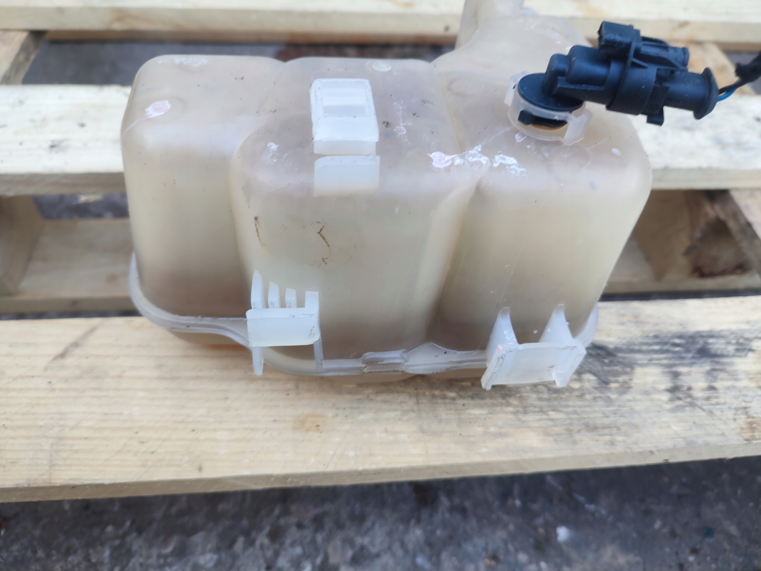 Ausdehnungsbehälter Opel Astra J z Sensor