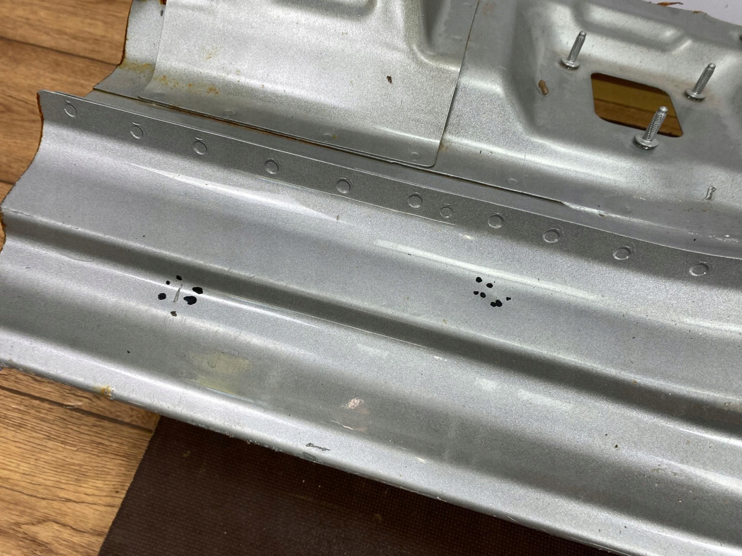 quarter pillar left bok side Dodge Ram 1500 2019+ USA
