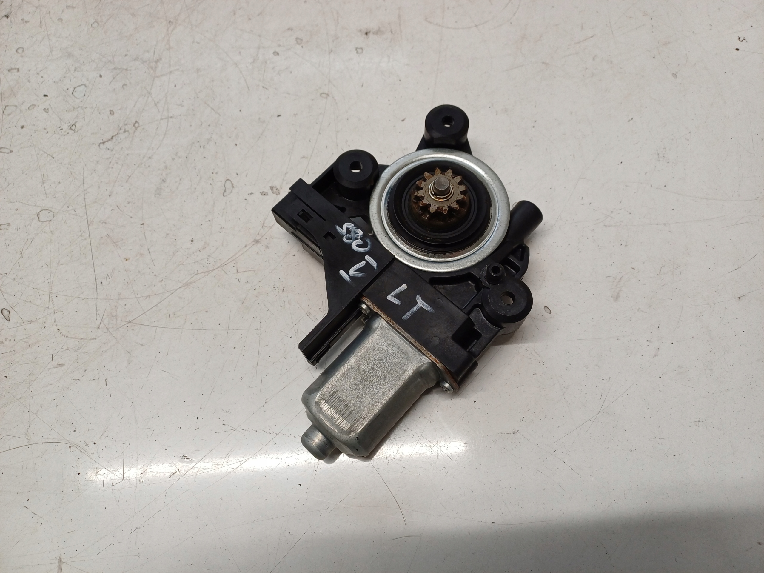 VOLVO S80 2 II V70 III 06- SILNICZEK SZYBY LEWY TYŁ 970715-101