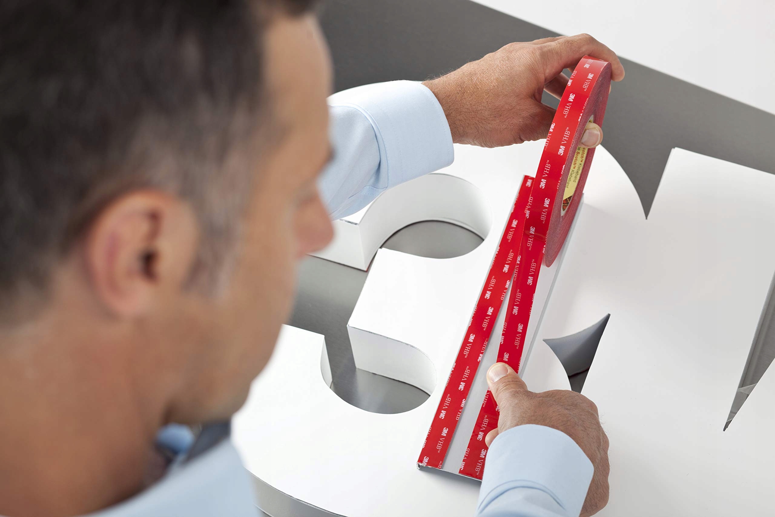 3M VHB TAŚMA DWUSTRONNA MONTAŻOWA AKRYLOWA WIELE ZASTOSOWAŃ GPH110 9MMX5M Kod producenta 3M GPH-110GF 09MM/5M