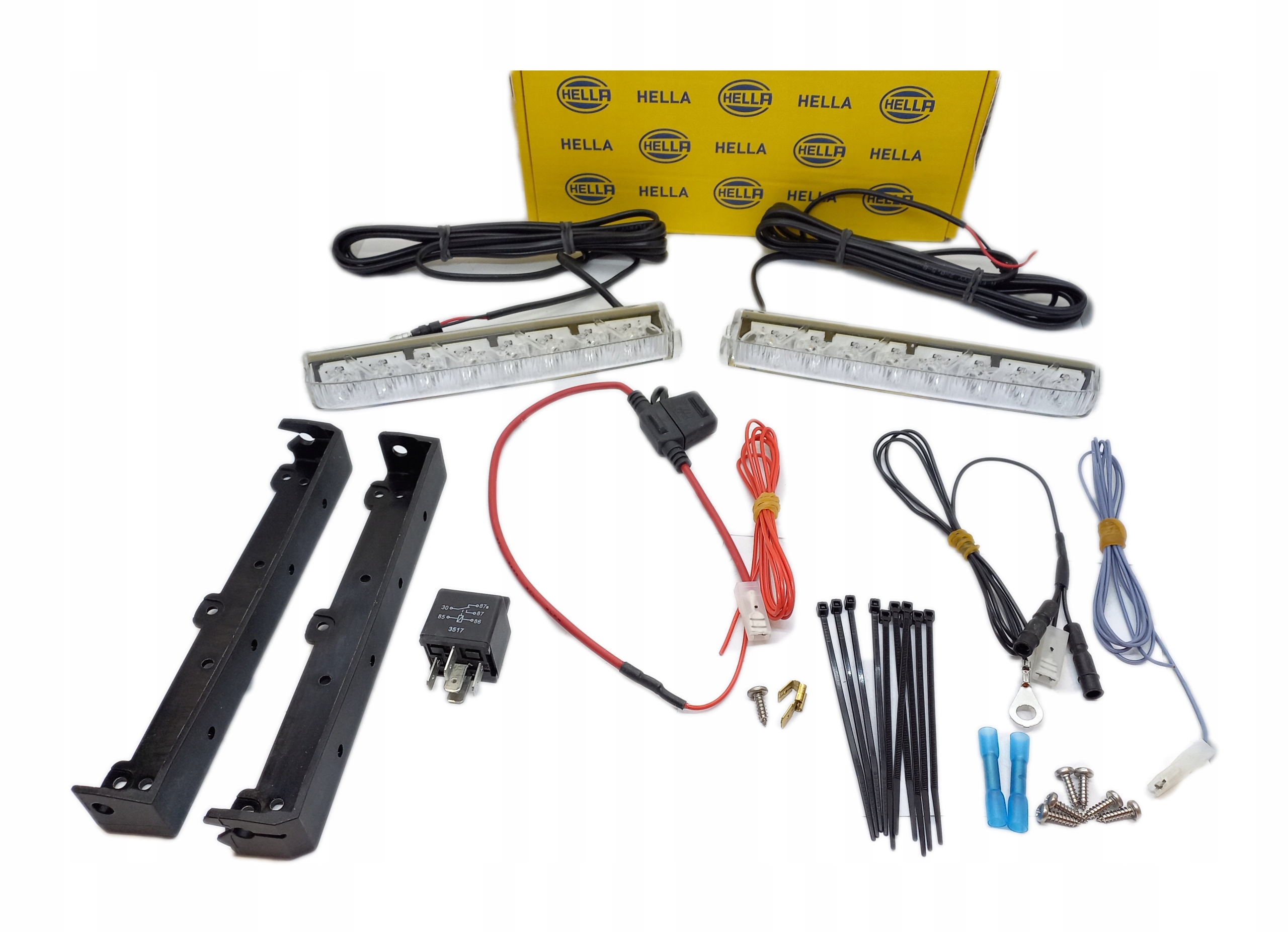 2PT 980 - КОМПЛЕКТ ФАР ДНЕВНОГО СВЕТА HELLA 850801